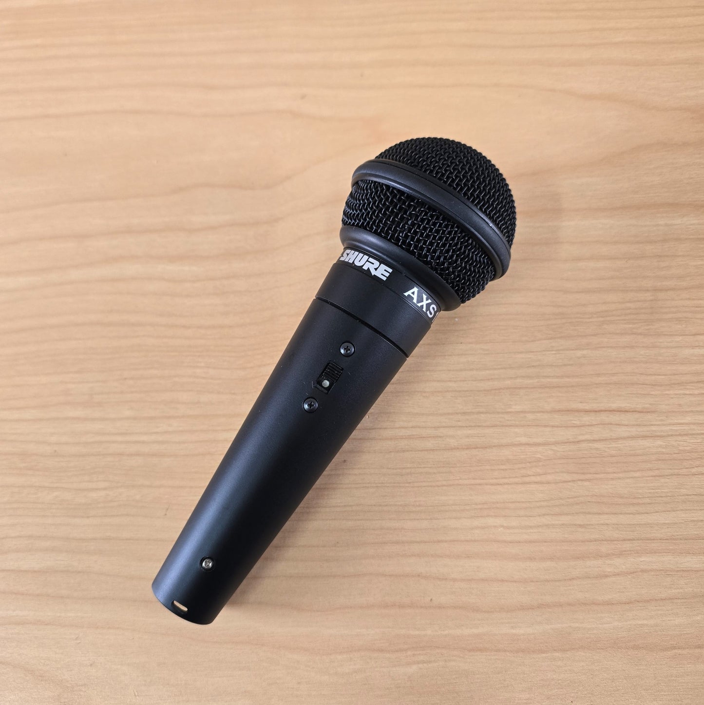 Shure AXS1 Dynamic Cardioid Microphone