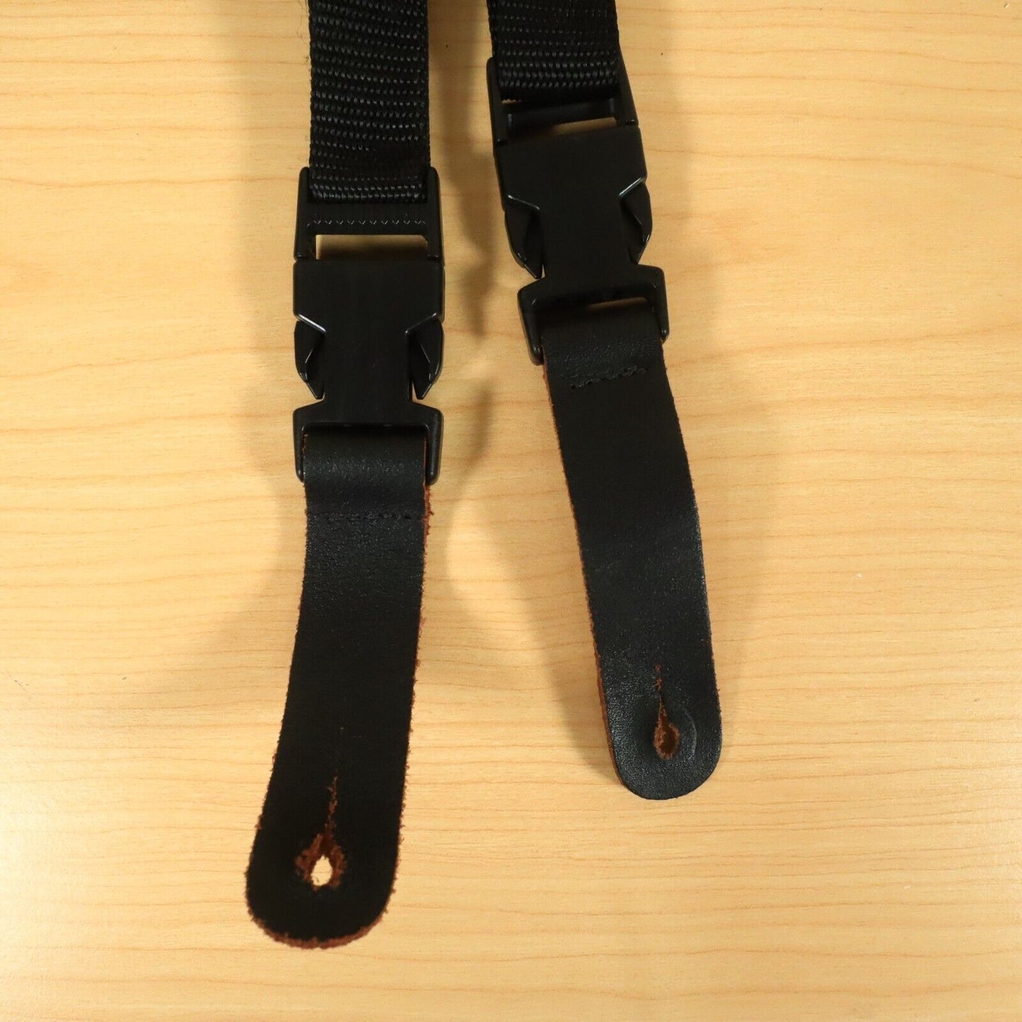 90s DiMarzio ClipLock Guitar Strap Leather ends
