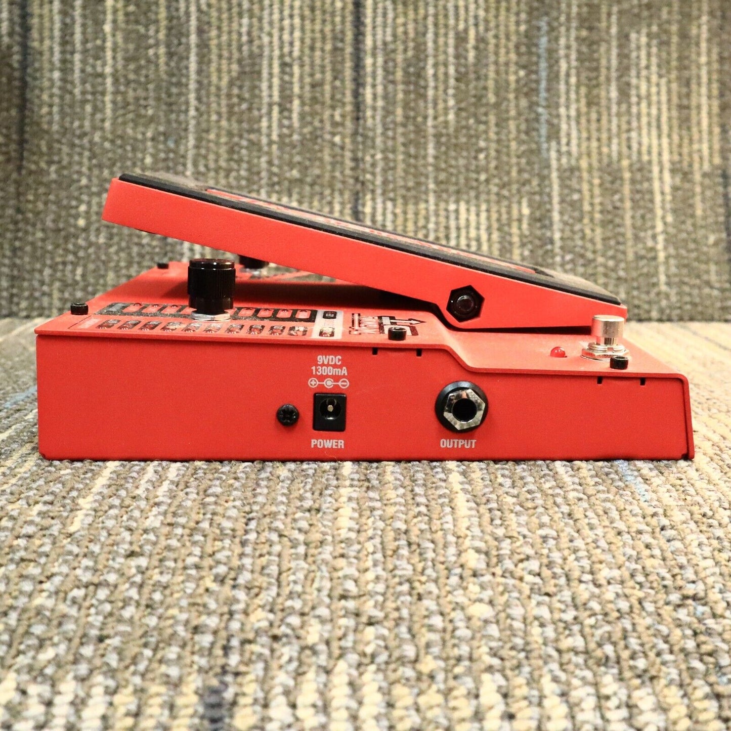 DigiTech Whammy DT Classic Pitch Shift Guitar Pedal with Drop & Raised Tuning