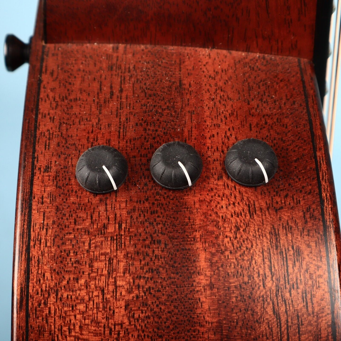 2019 Taylor Acoustic Builder's Edition 517e Guitar