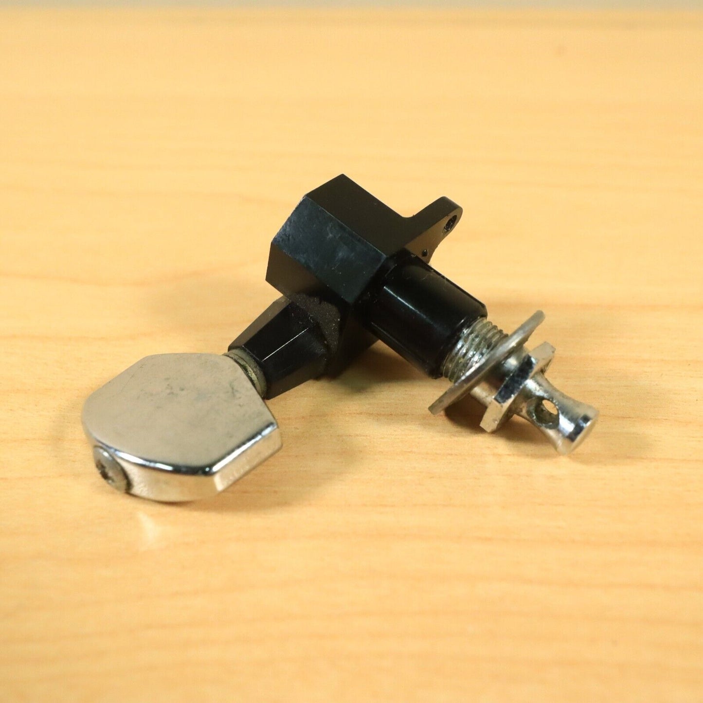 (1) 1980s Gotoh Octagon Machine Head Tuner Treble Side Japan