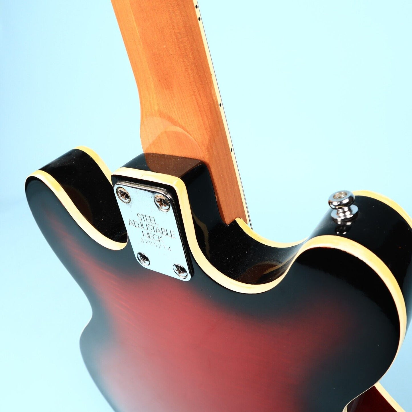 Realistic Univox Matsumoku 335 Hollow body Electric Guitar