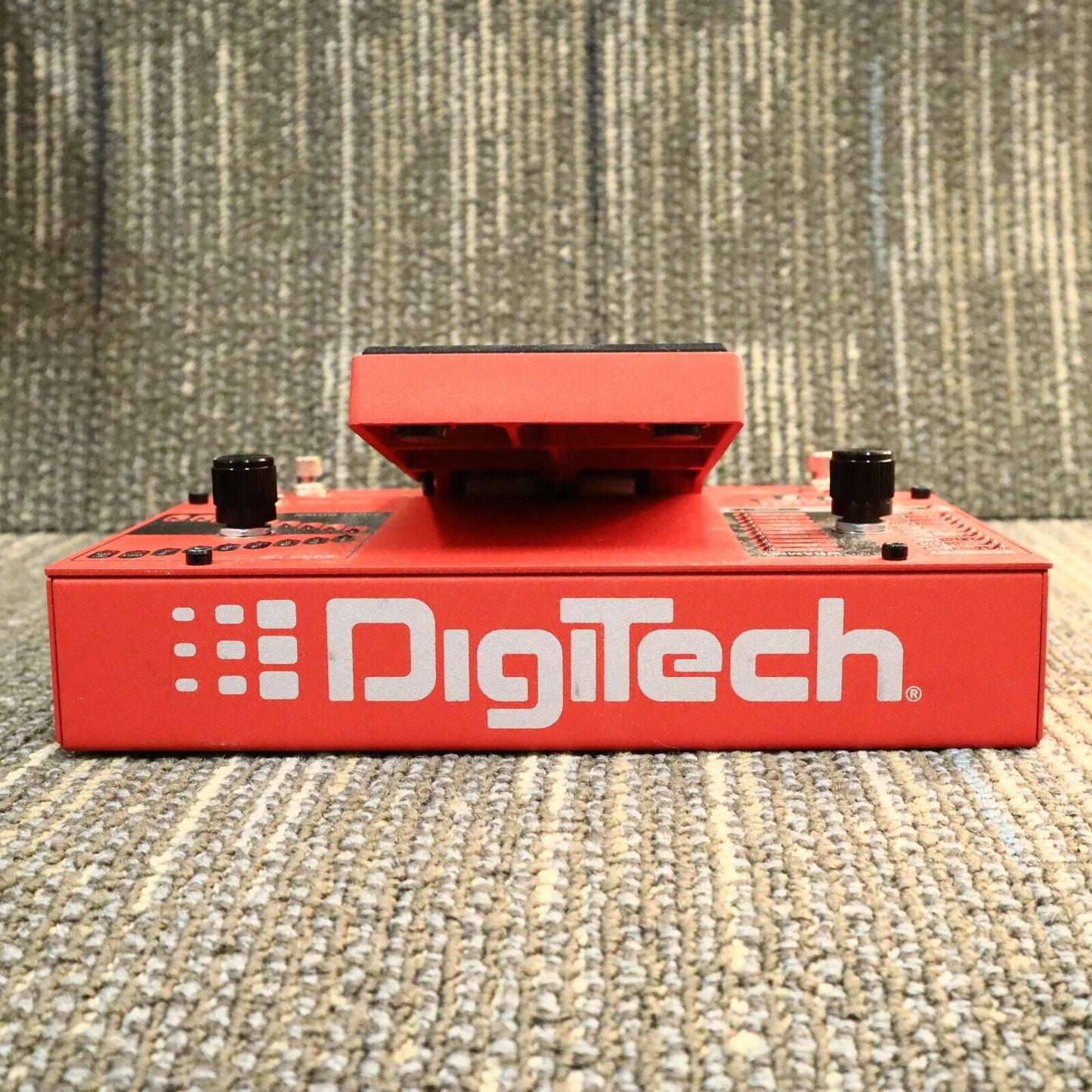 DigiTech Whammy DT Classic Pitch Shift Guitar Pedal with Drop & Raised Tuning