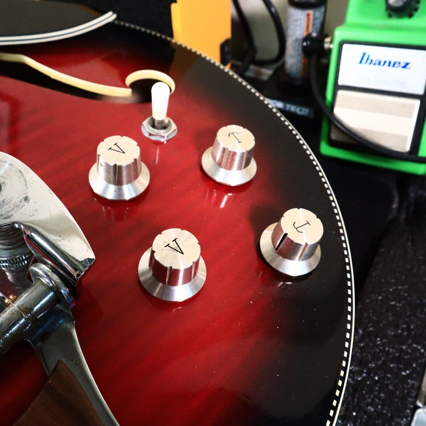 Realistic Univox Matsumoku 335 Hollow body Electric Guitar