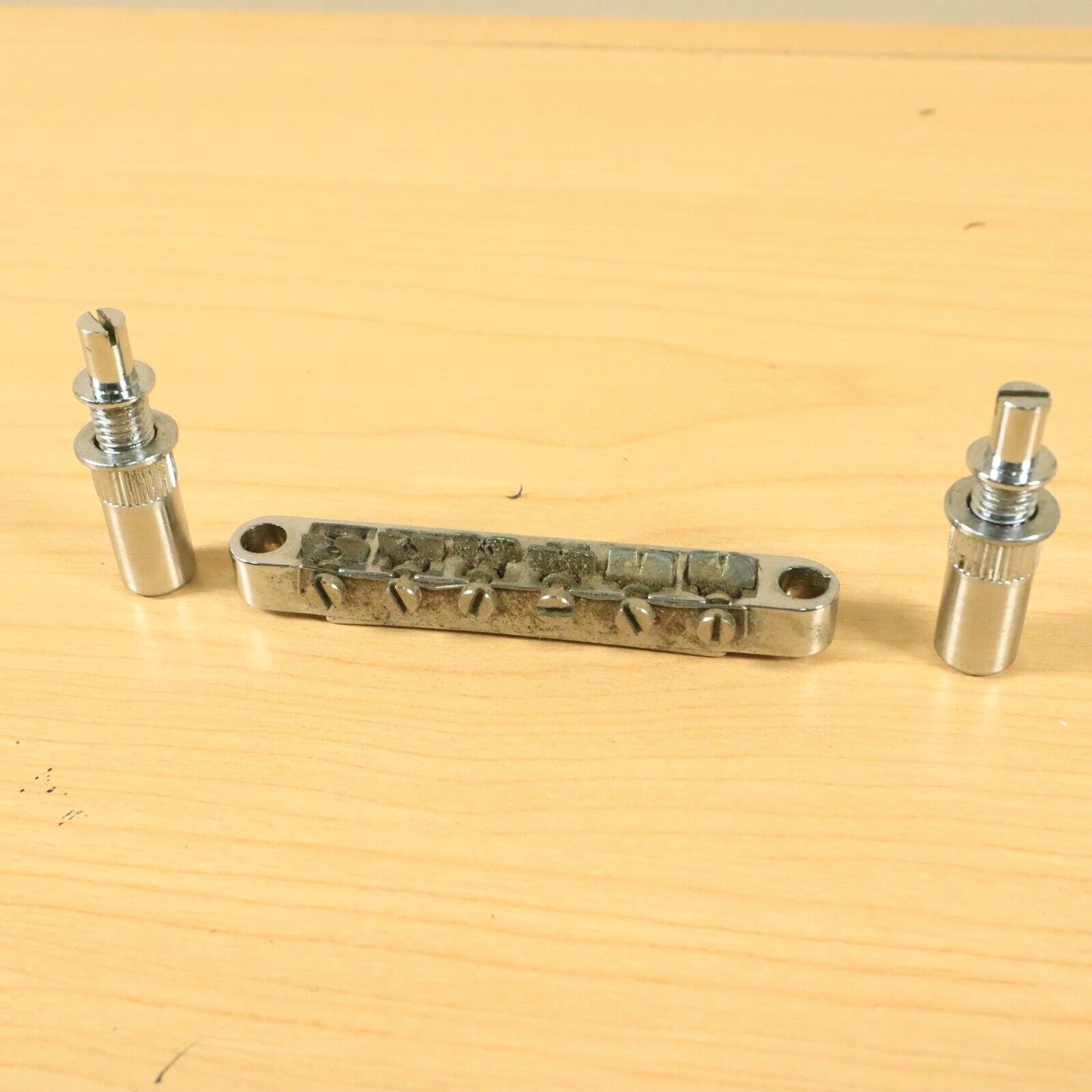 Epiphone ABR1 Type Jin Ah Bridge 2003 Chrome + Studs