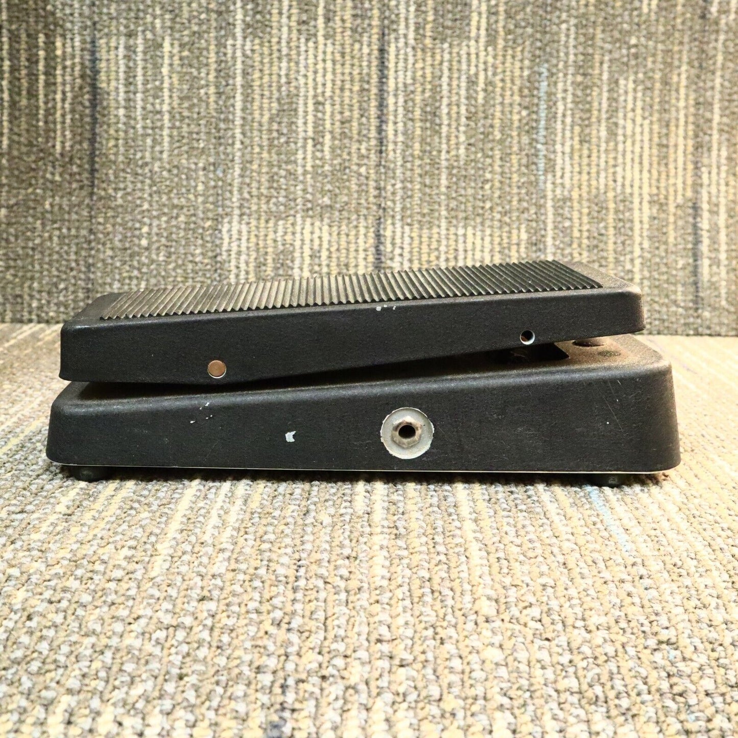 Dunlop Uni-Vibe UV1 Chorus/Vibrato Pedal