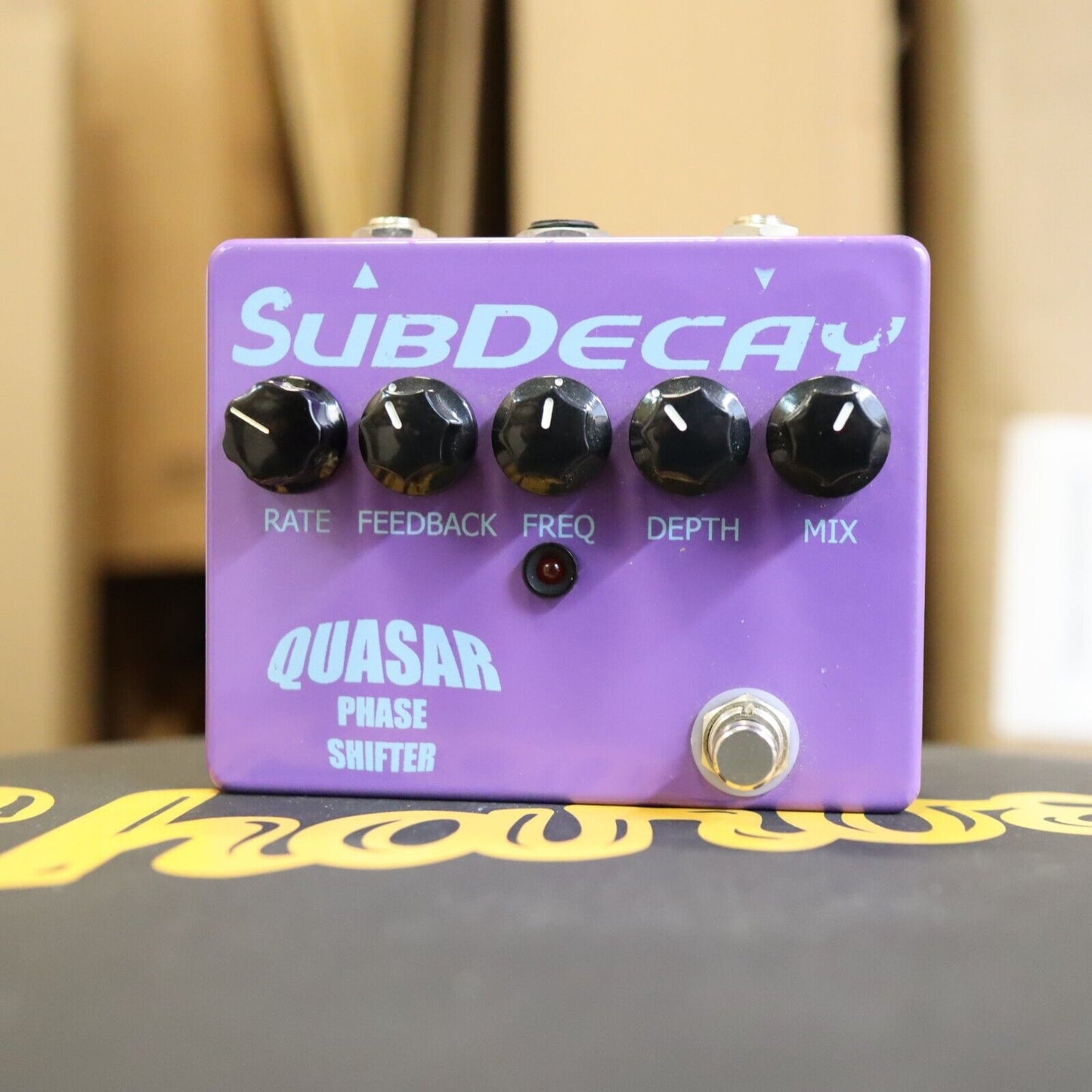 2008 V1 SubDecay Quasar Phase Shifter Guitar Purple USA Made Pedal Hand Signed