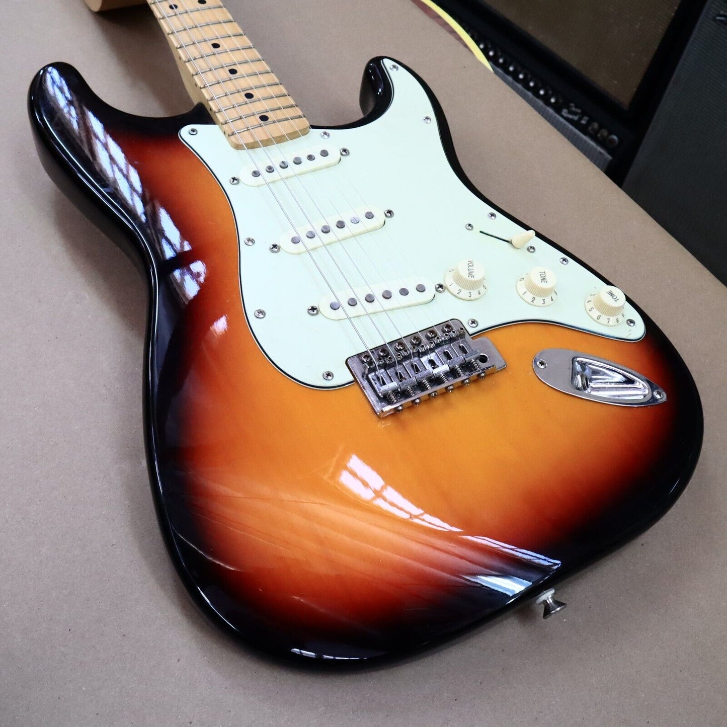 2004 Fender Stratocaster Standard Sunburst Mexico MIM Electric Guitar