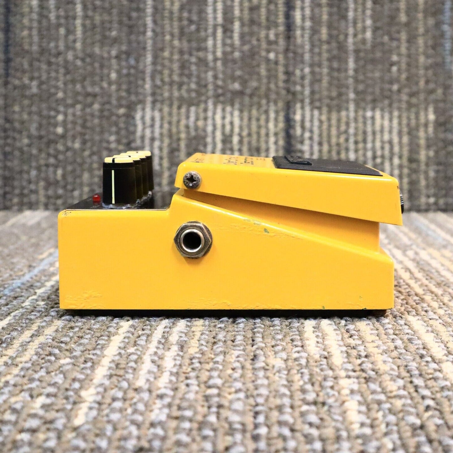 BOSS OS-2 OverDrive/Distortion Pedal