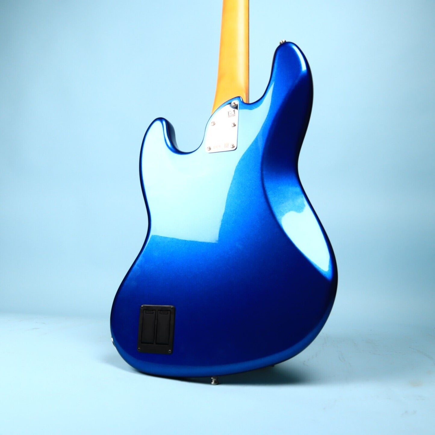 Fender American Ultra Jazz Bass with Maple Fretboard - Cobra Blue