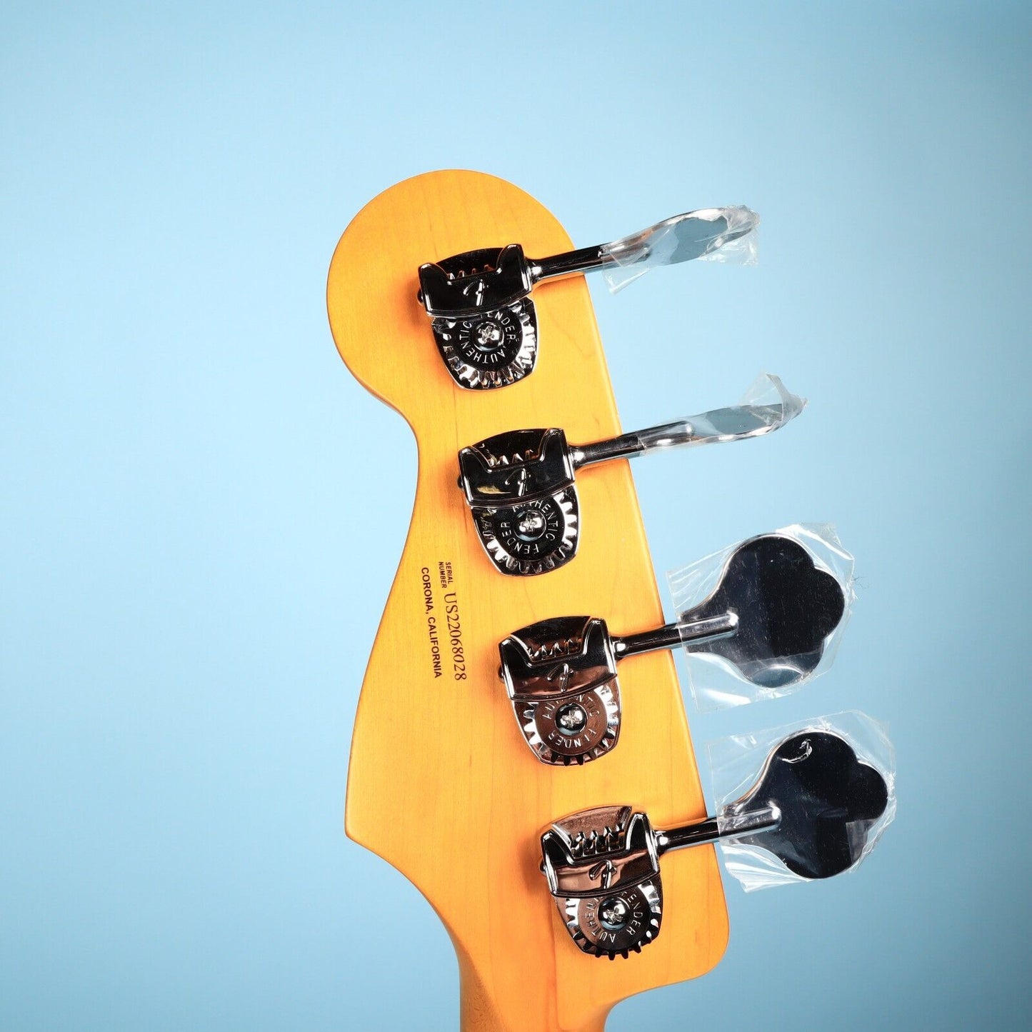 Fender American Ultra Jazz Bass with Maple Fretboard - Cobra Blue