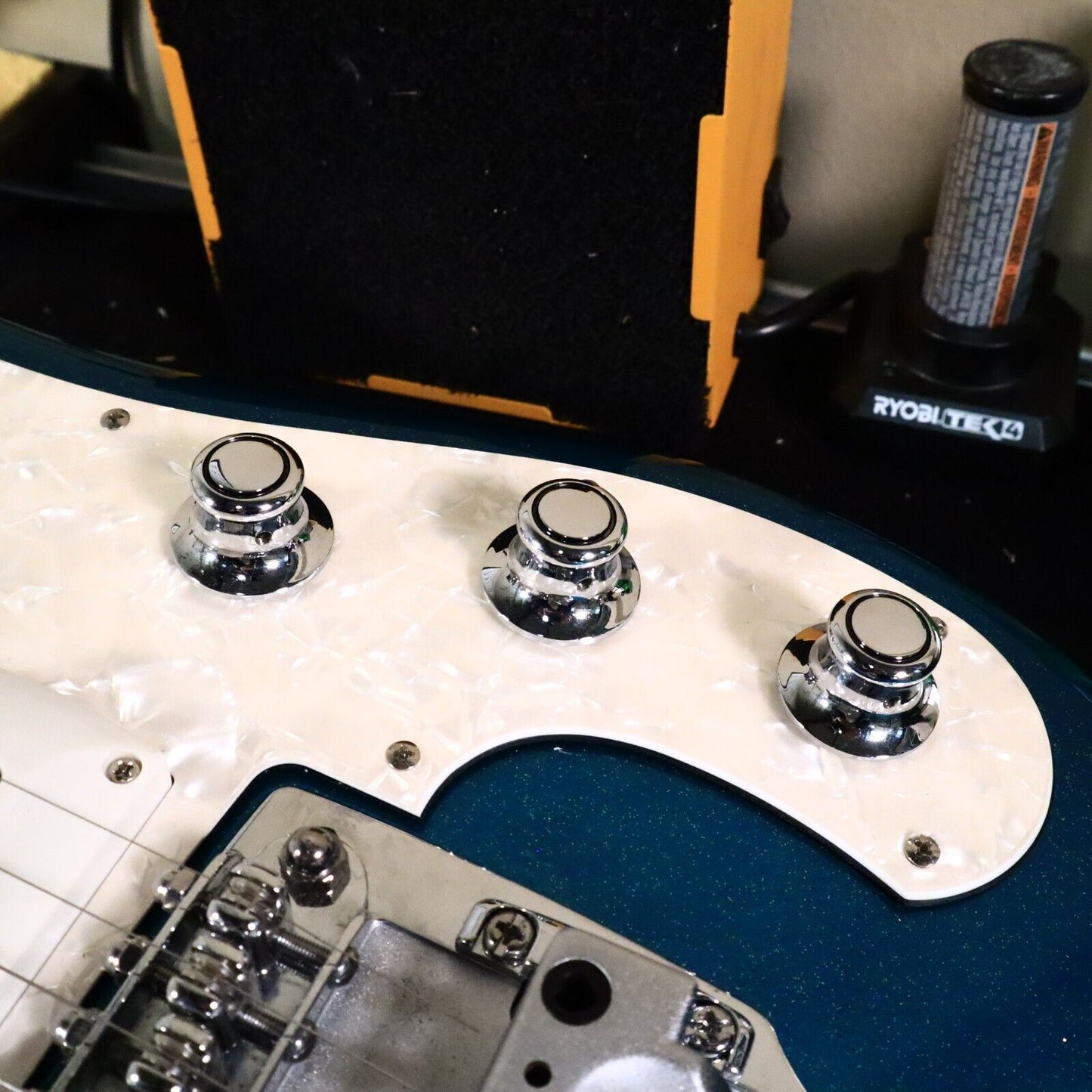 YAMAHA SGV-800 Blue Sparkle Metallic Electric Guitar