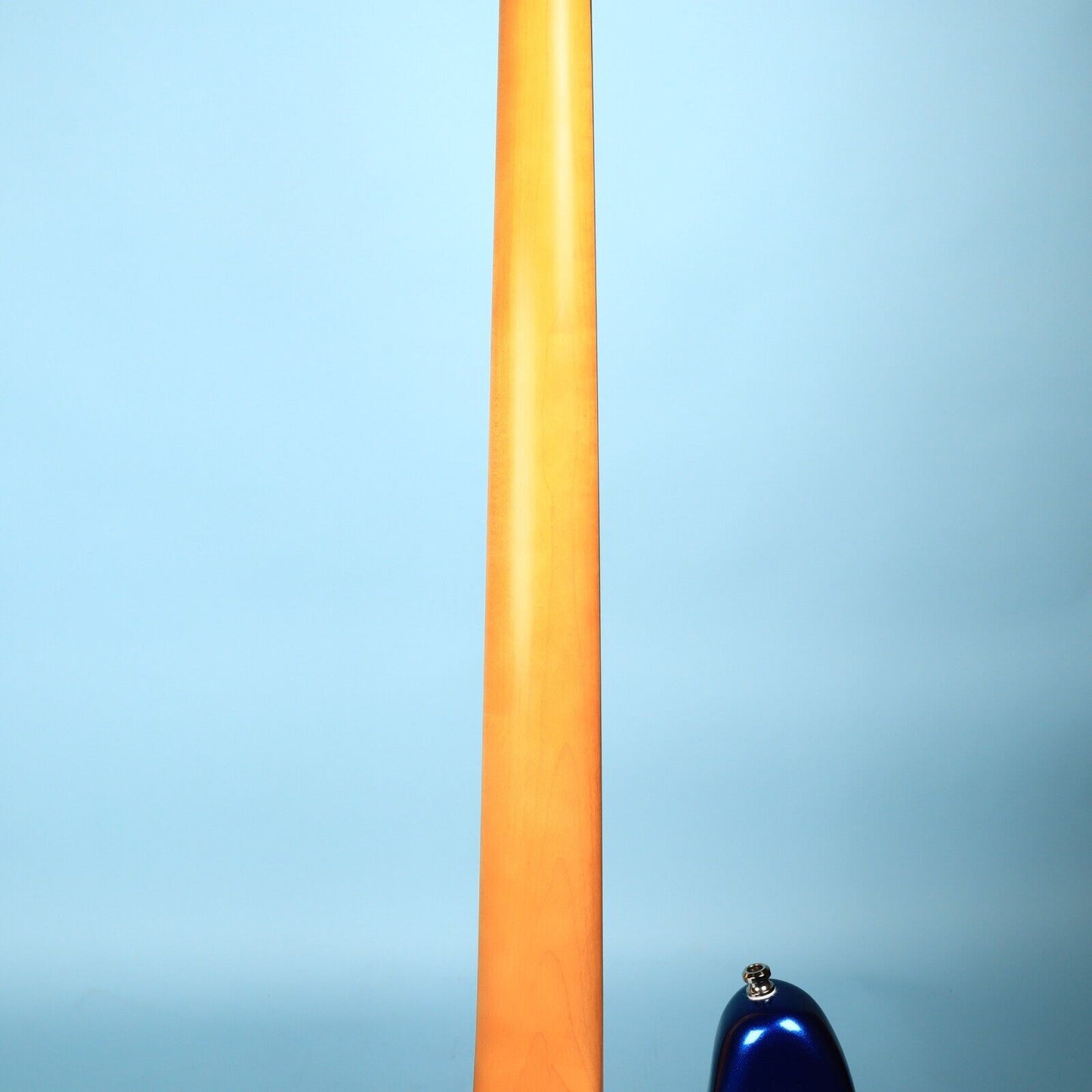 Fender American Ultra Jazz Bass with Maple Fretboard - Cobra Blue