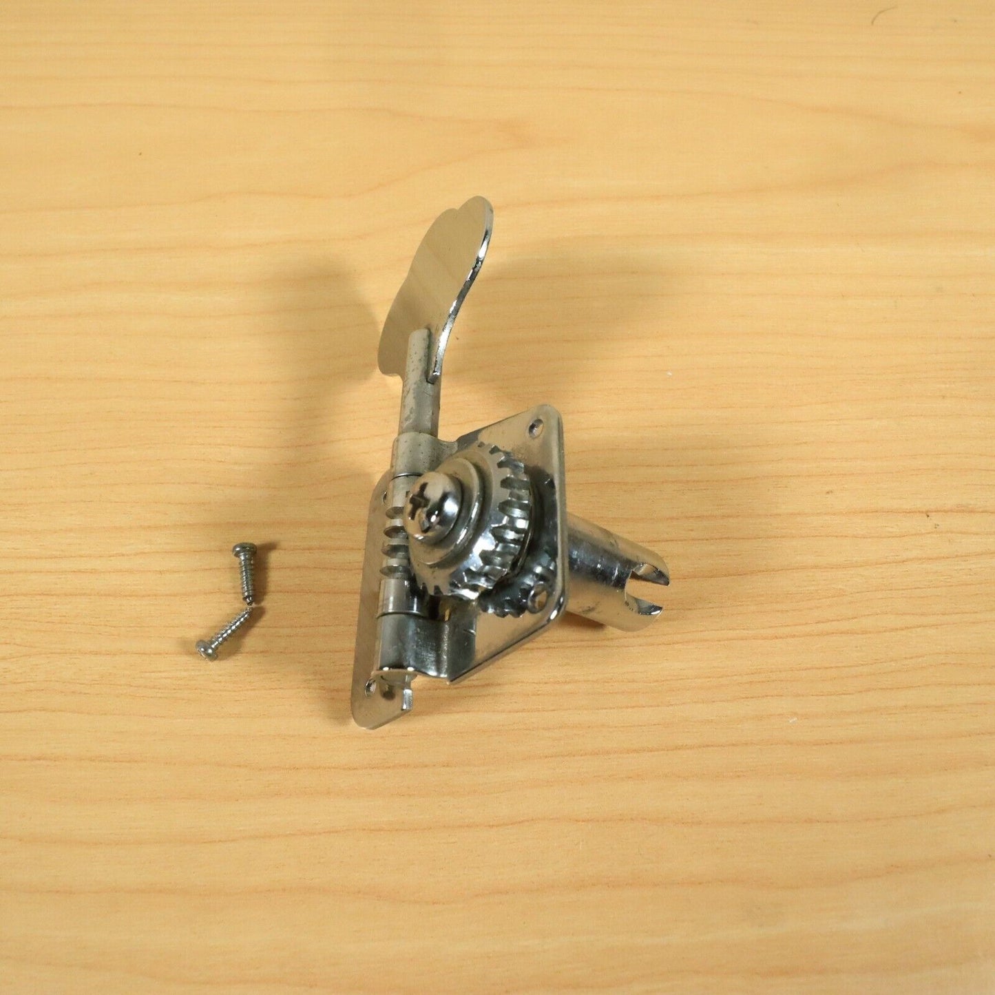 (1) Schaller for Fender P-Bass Guitar Machine Head Right Handed