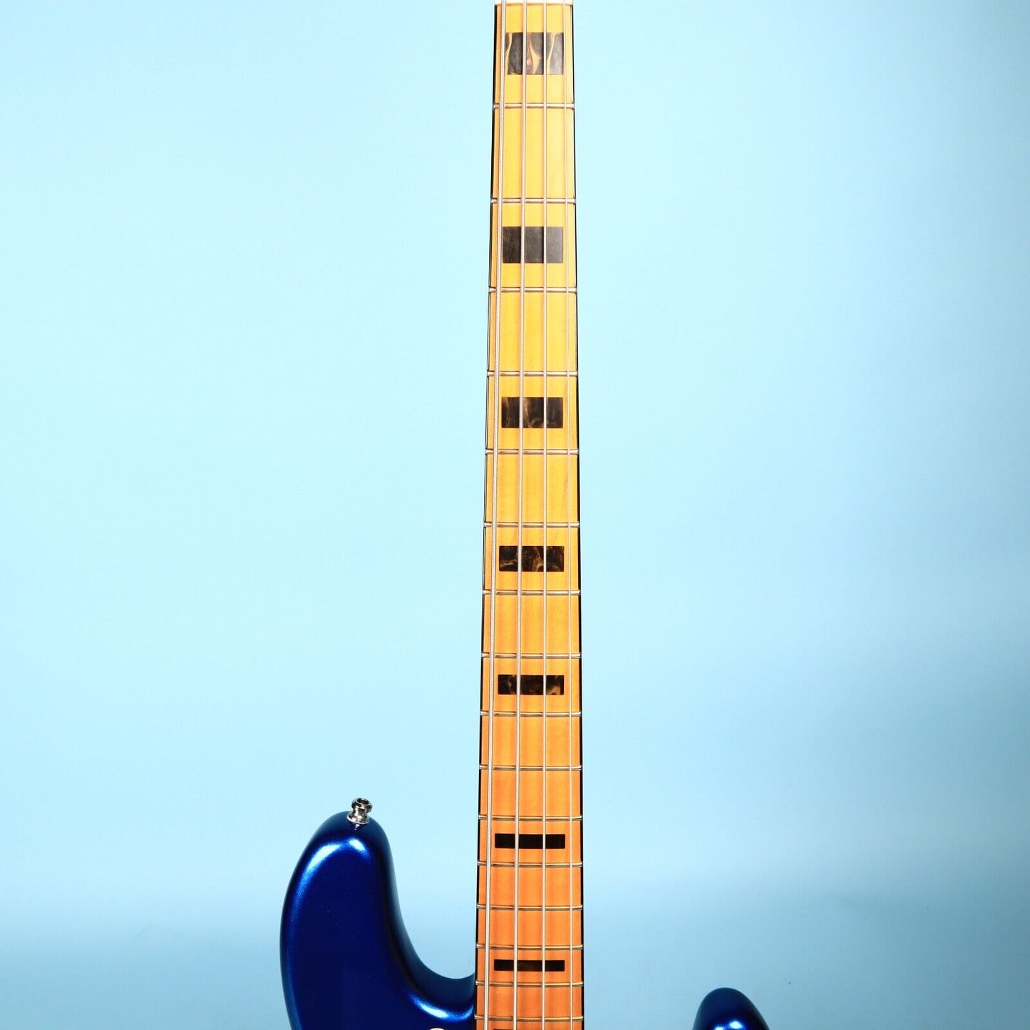Fender American Ultra Jazz Bass with Maple Fretboard - Cobra Blue