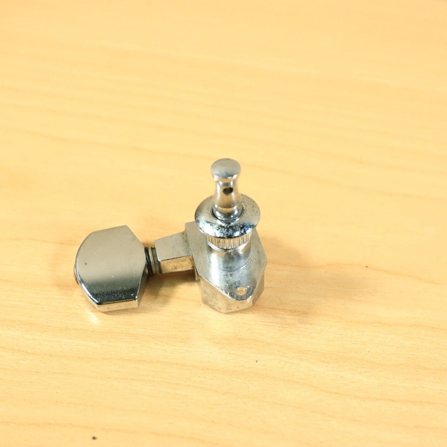 (1) Vintage 80s Gotoh Octagon Machine Head Bass Tuning Peg Tuner Takamine Japan