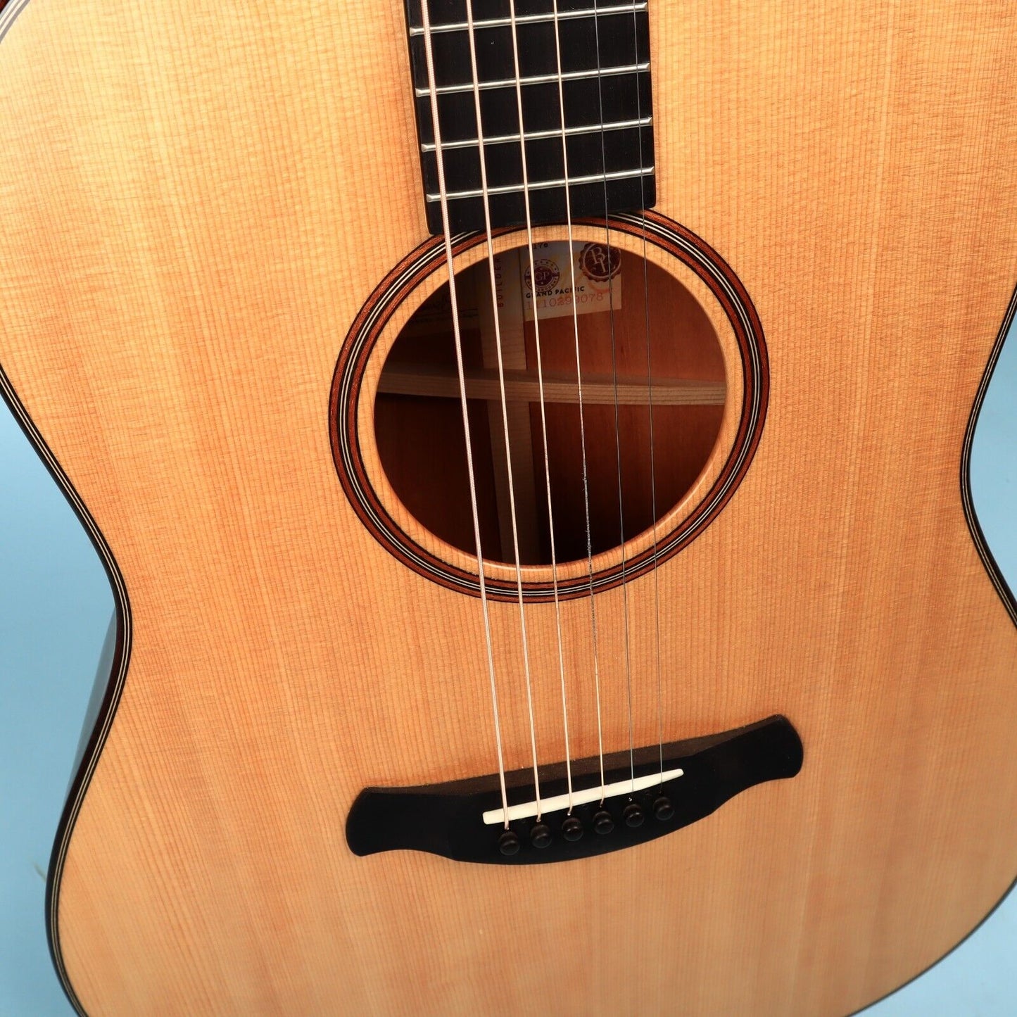 2019 Taylor Acoustic Builder's Edition 517e Guitar