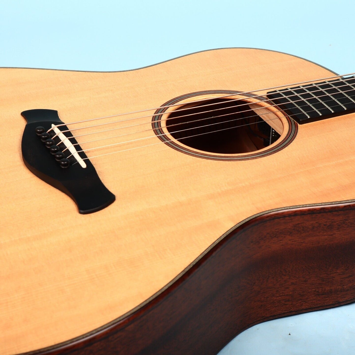 2019 Taylor Acoustic Builder's Edition 517e Guitar