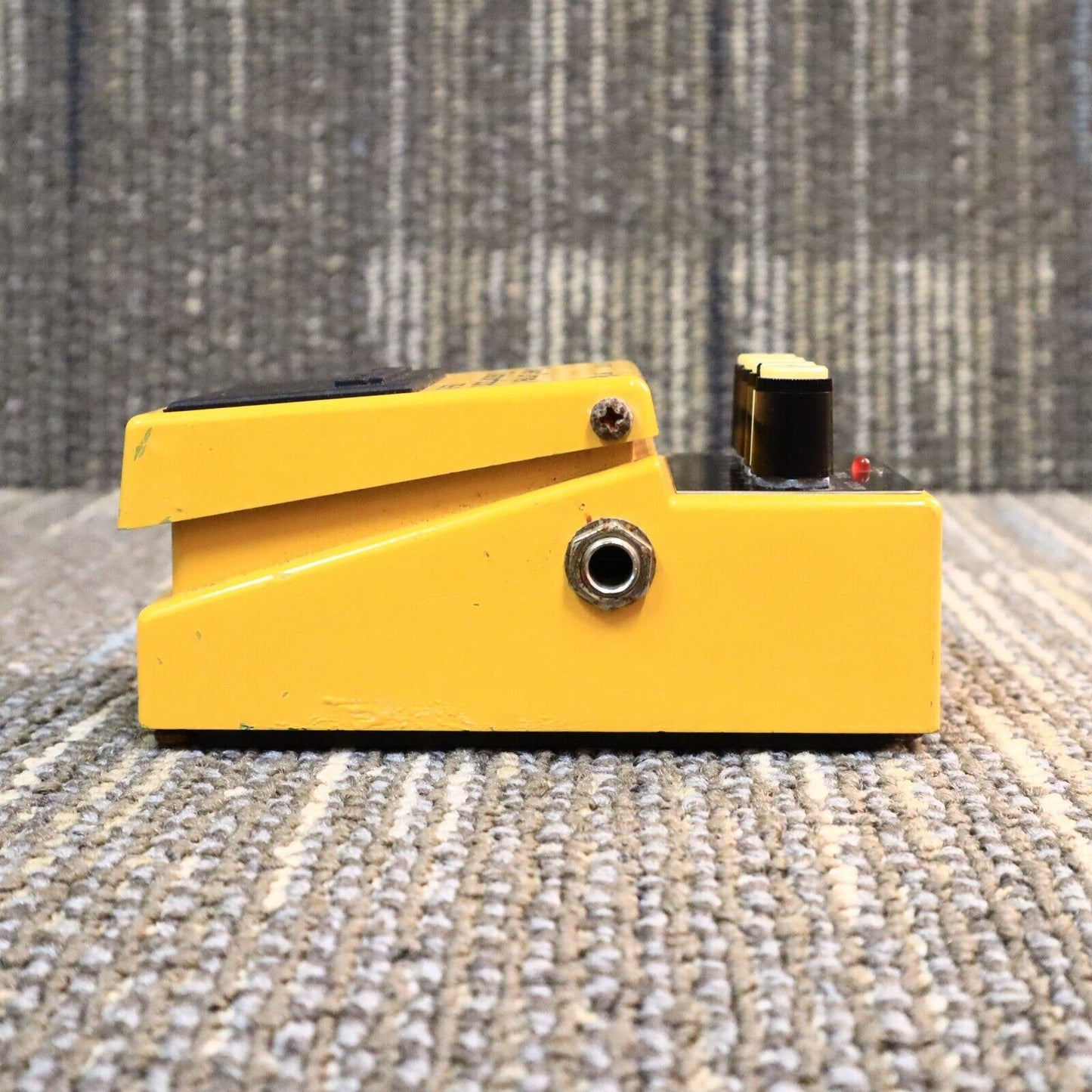 BOSS OS-2 OverDrive/Distortion Pedal
