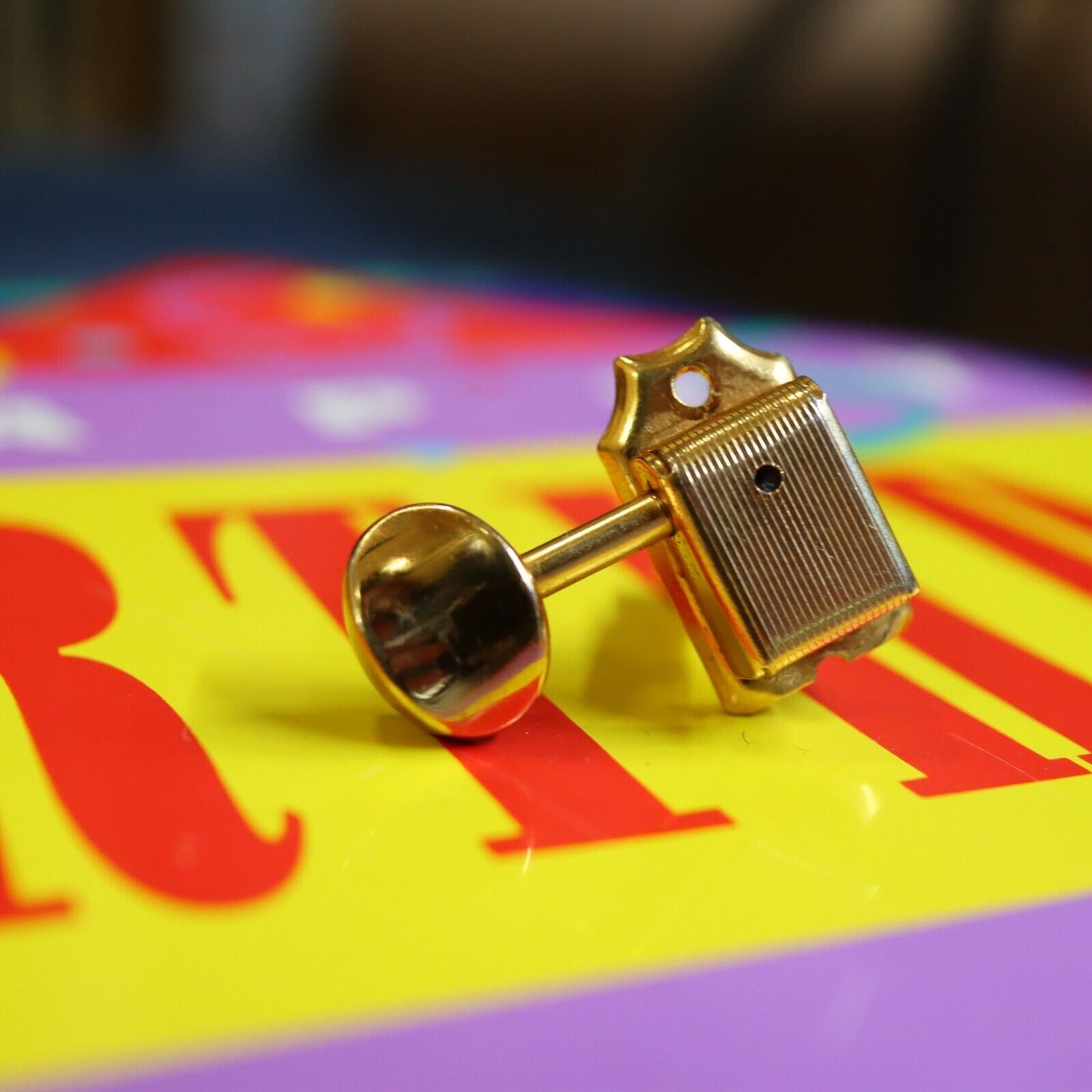 (1) In-line GOTOH Button Vintage Guitar Head Tuner (Gold) Top Tuner