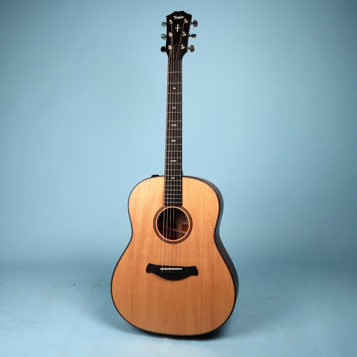 2019 Taylor Acoustic Builder's Edition 517e Guitar