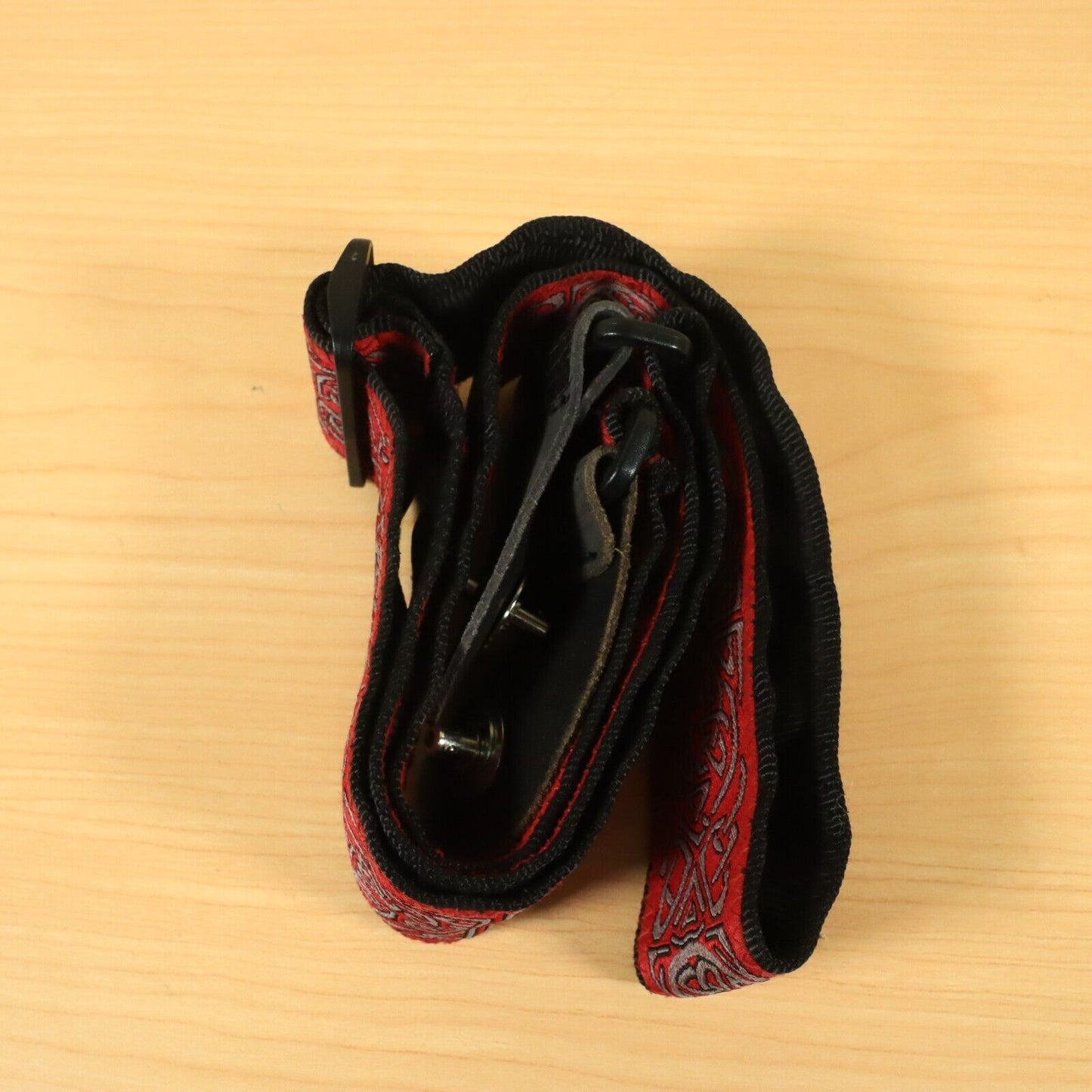 Planet Waves 50PLA07 Lock Guitar Strap Celtic Design