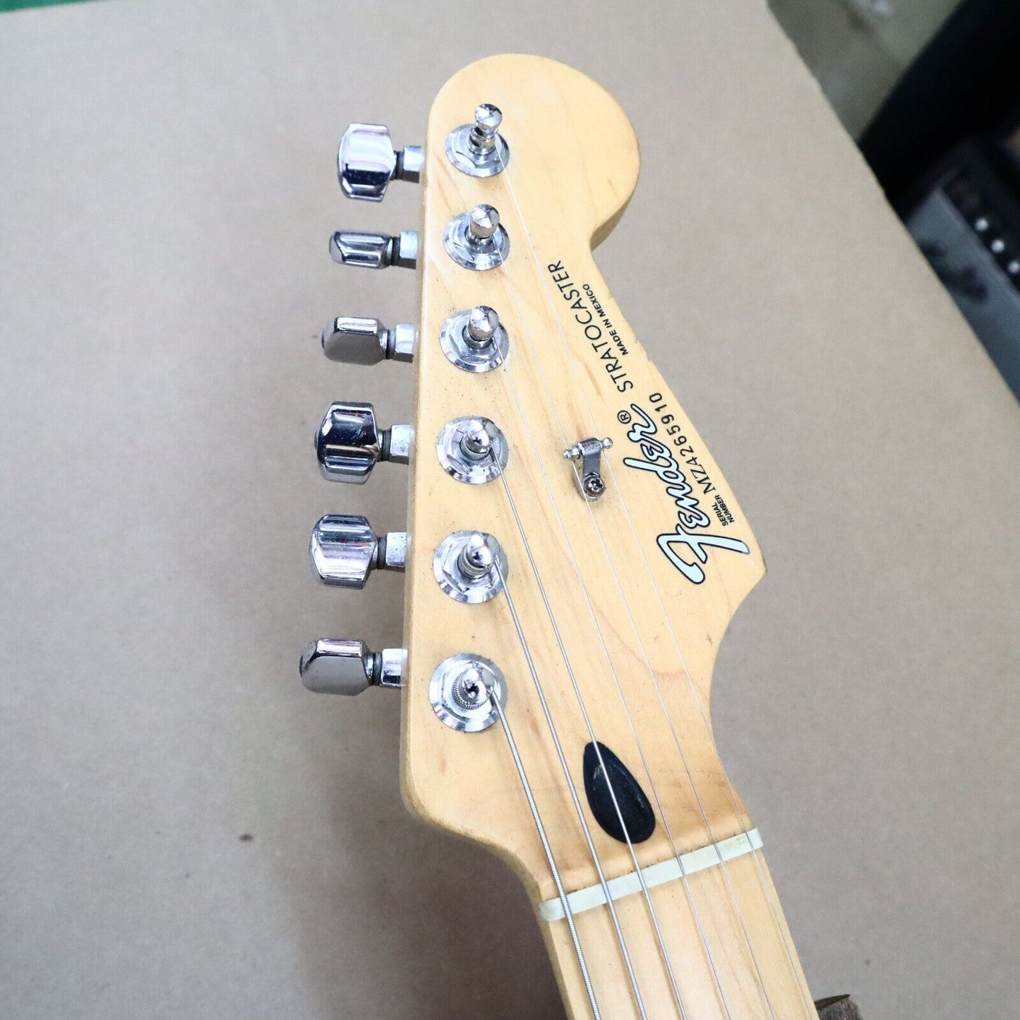 2004 Fender Stratocaster Standard Sunburst Mexico MIM Electric Guitar