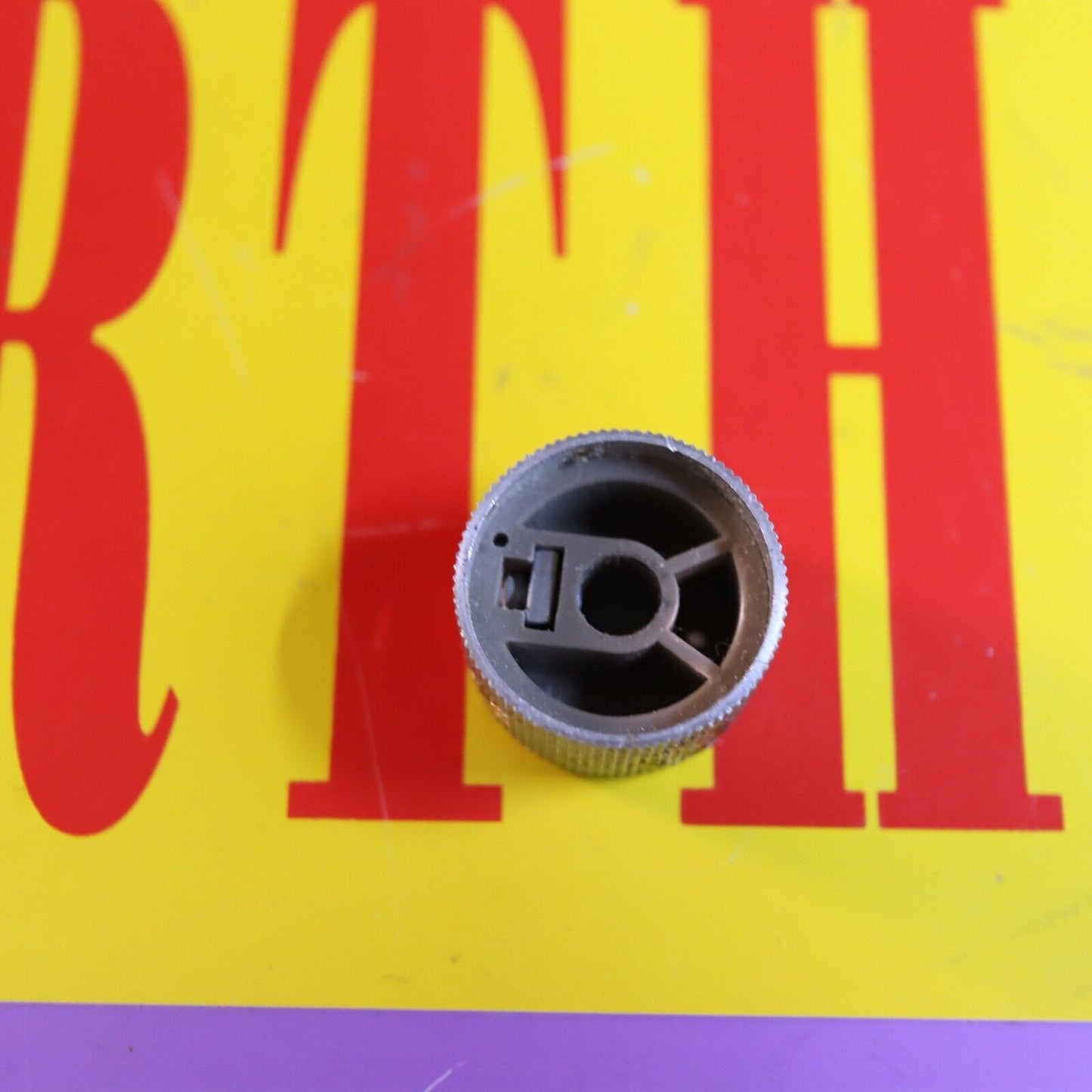 1970s Gretsch Guitar Silver Arrow G Logo Knob