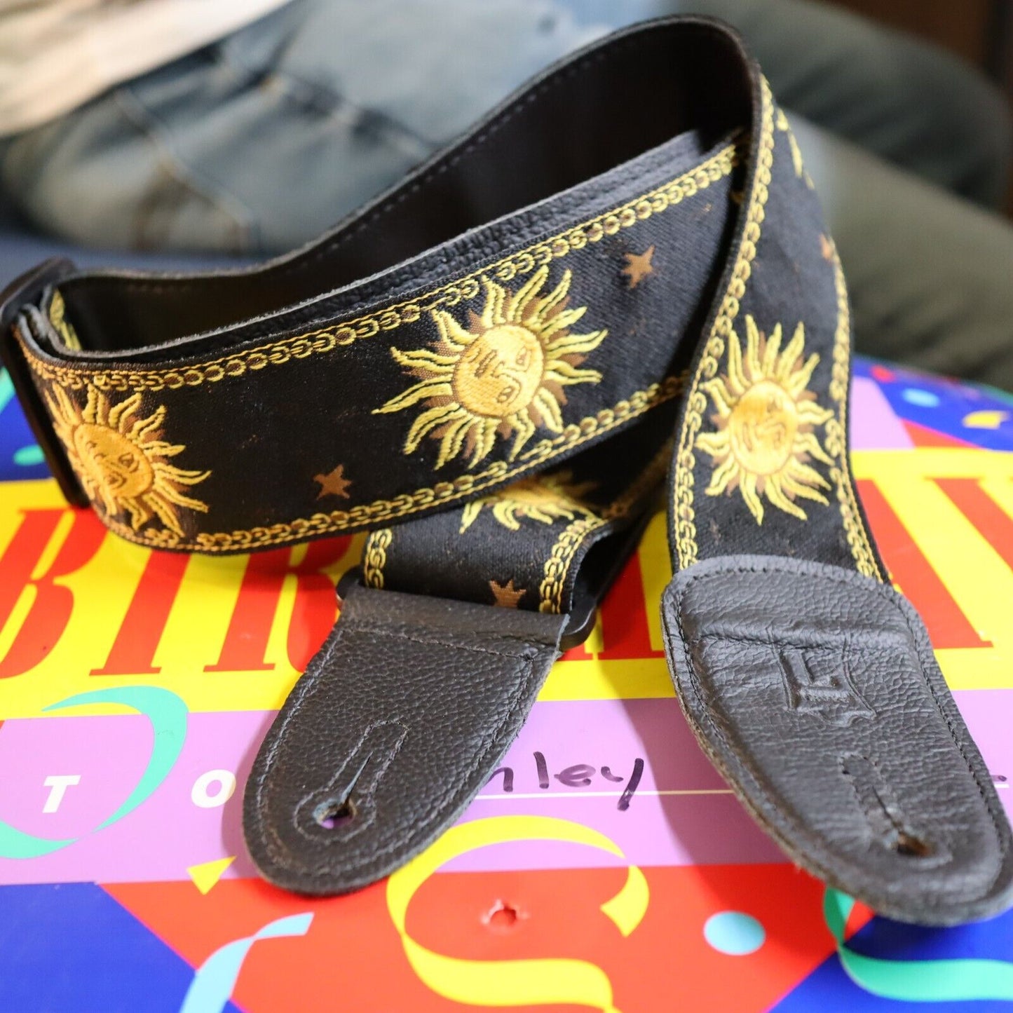 Levy's Leathers MPJG-SUN-BLK 2" Jacquard Weave Guitar Strap Sun Pattern Black