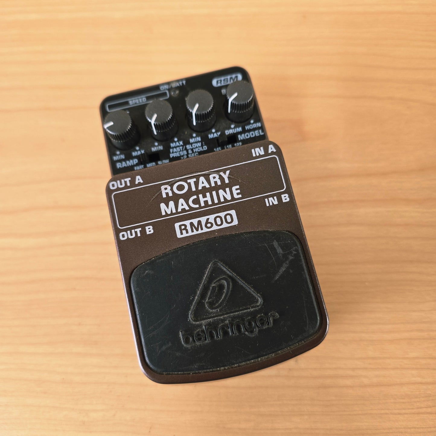 Behringer RM600 Rotary Machine Rotary Speaker Emulator Pedal