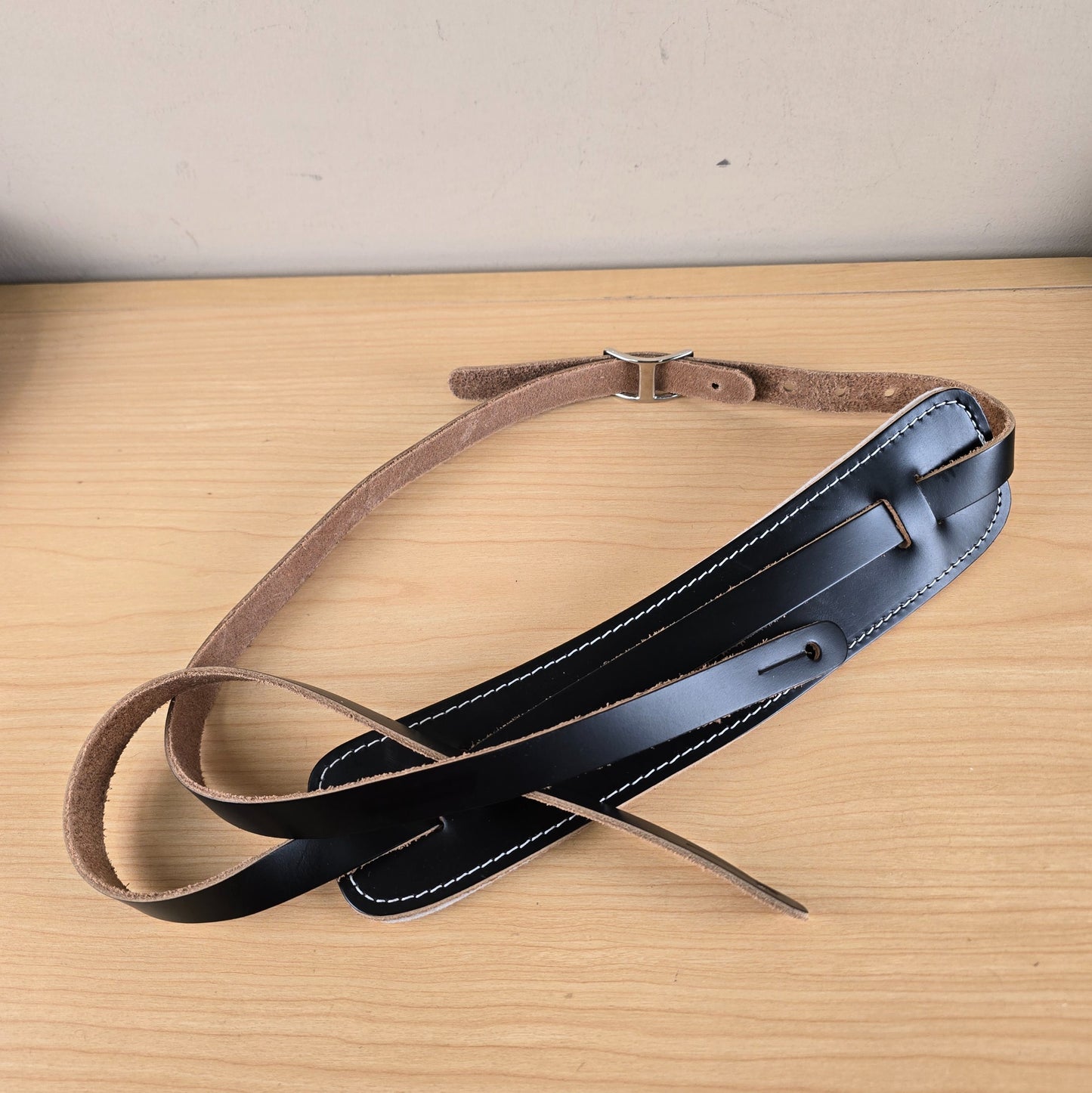 Fender American Vintage Reissue Black Leather Guitar Strap Made in USA