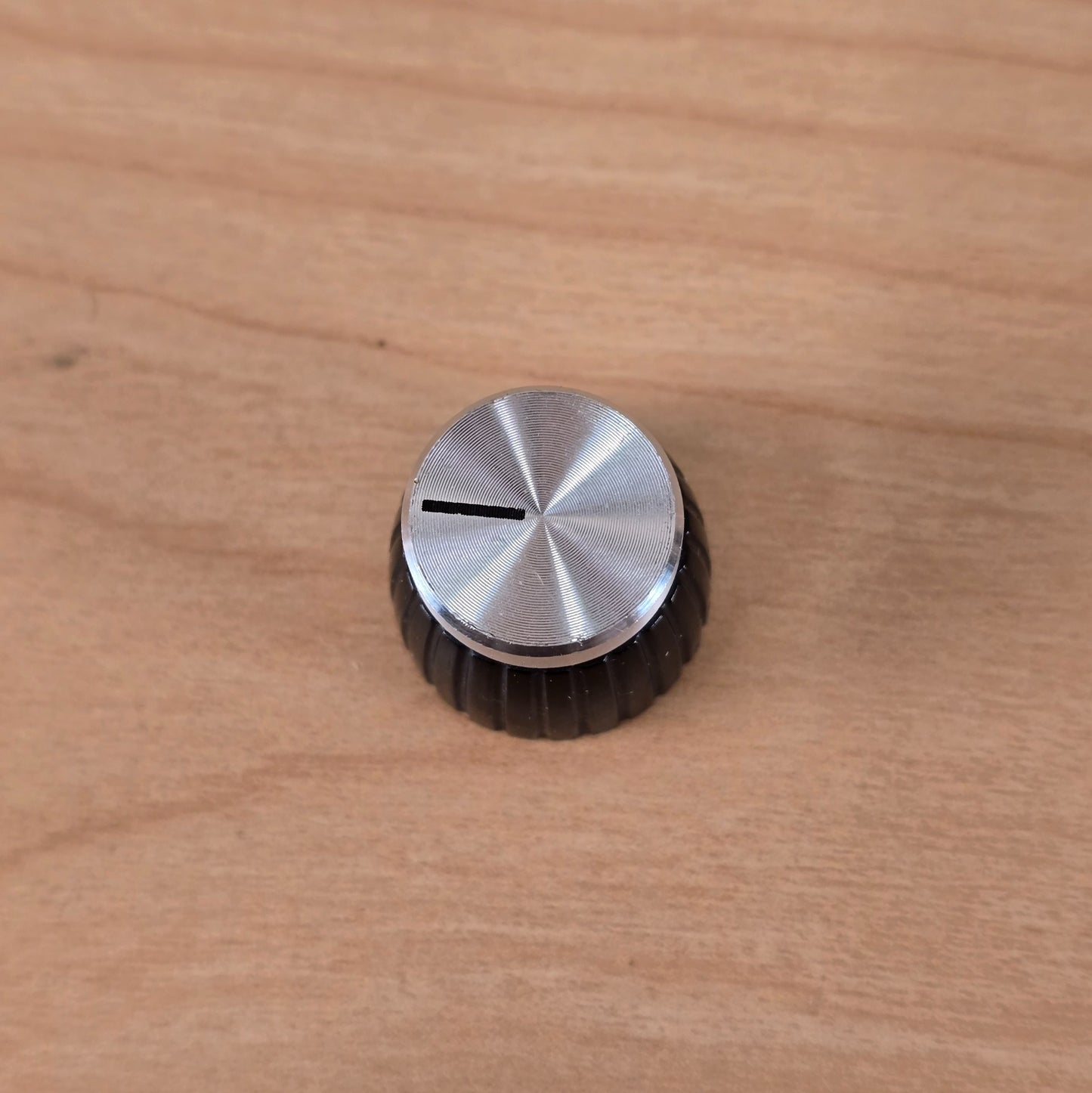 (1) Original 1980s Marshall Silver Jubilee OEM Amplifier Knob