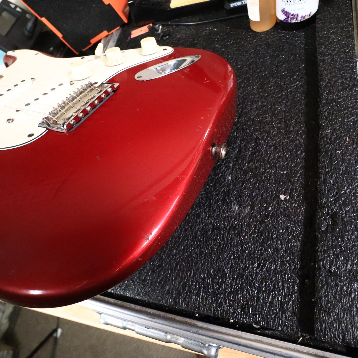 1998 Fender Deluxe Powerhouse Stratocaster Electric Guitar Red