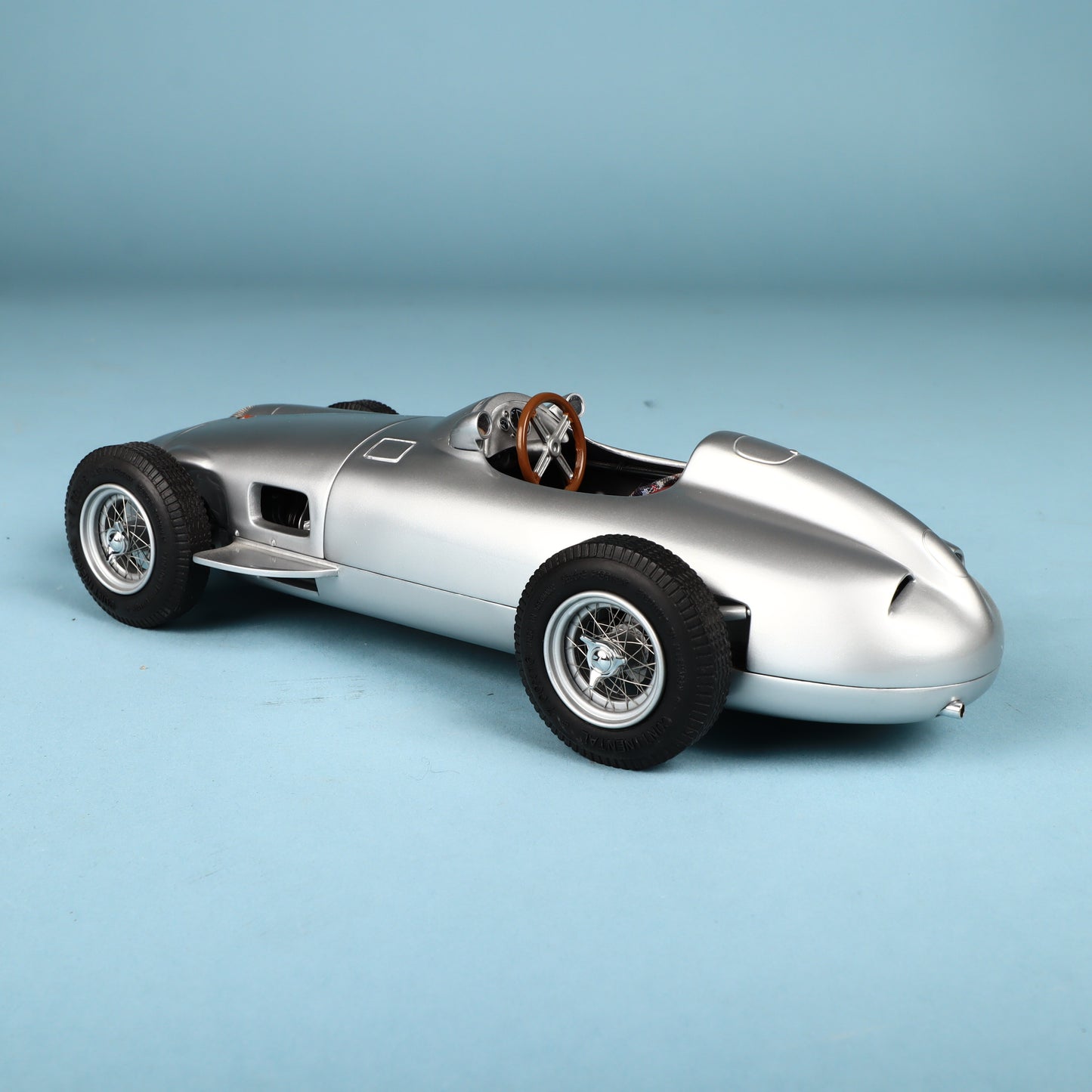 1:18 Scale CMC Die-Cast Mercedes-Benz W196