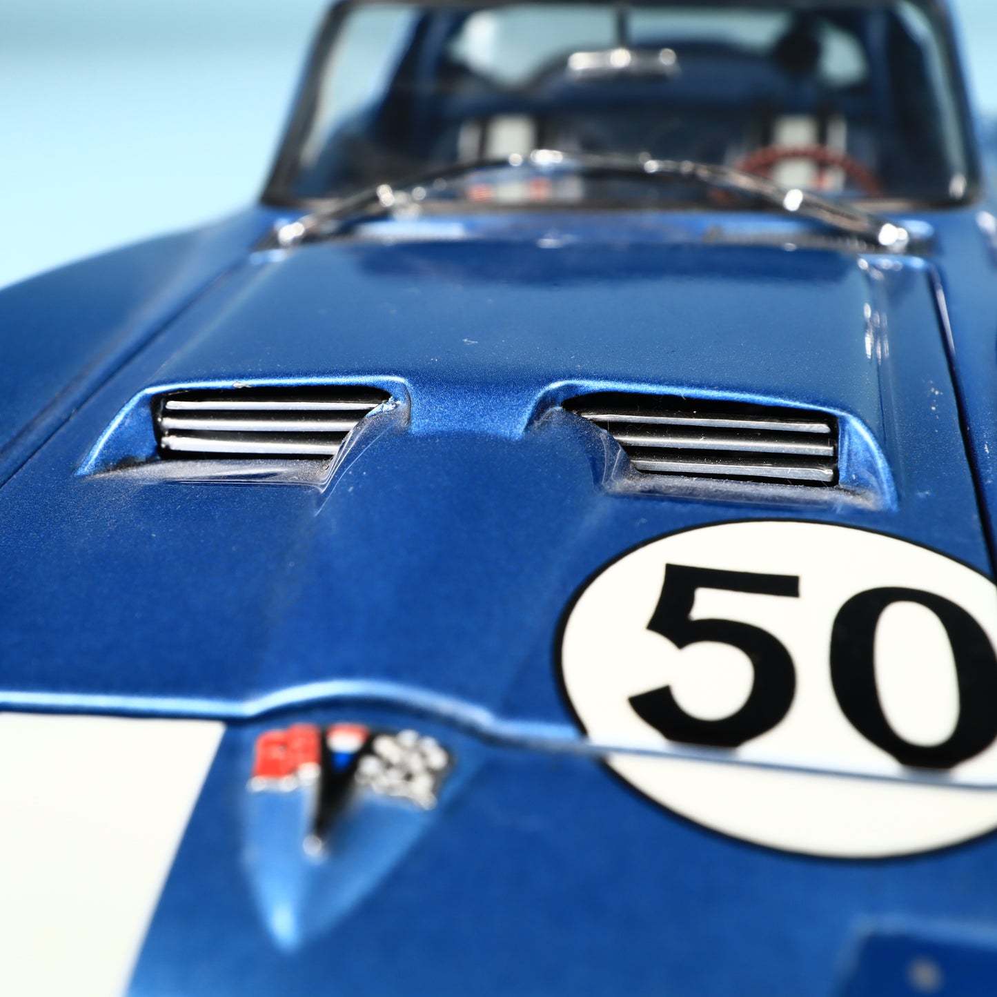 1:18 EXOTO 1963 Chevrolet Corvette Grand Sport Cup #50
