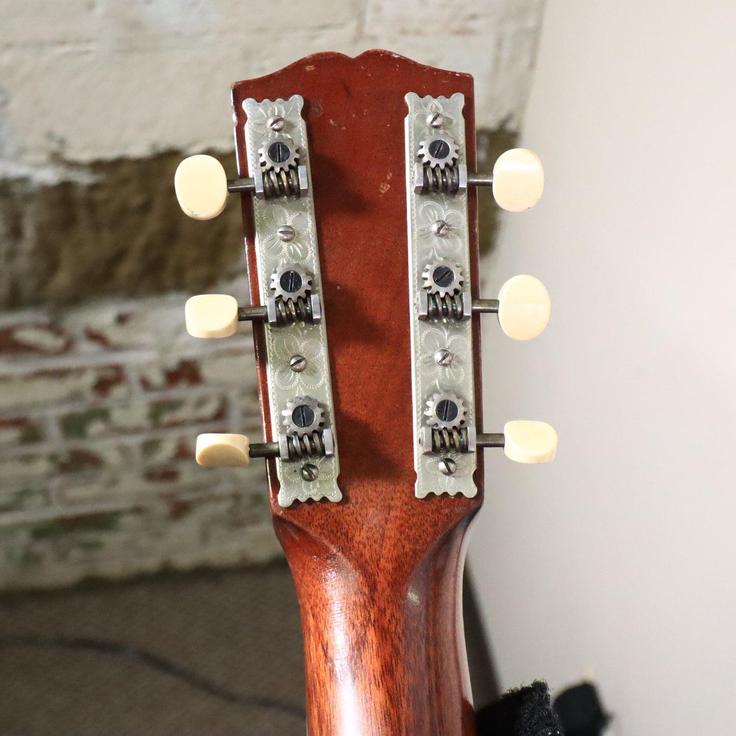 Vintage Gibson L-1 Acoustic Guitar