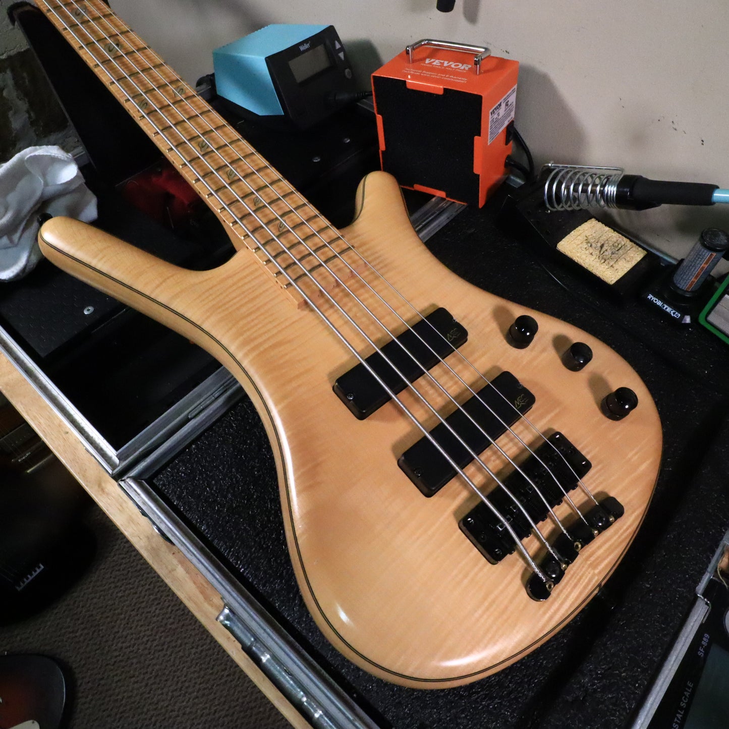 2005 Warwick Corvette Hot Rod Ltd Edition 5 String AAA Flame Maple