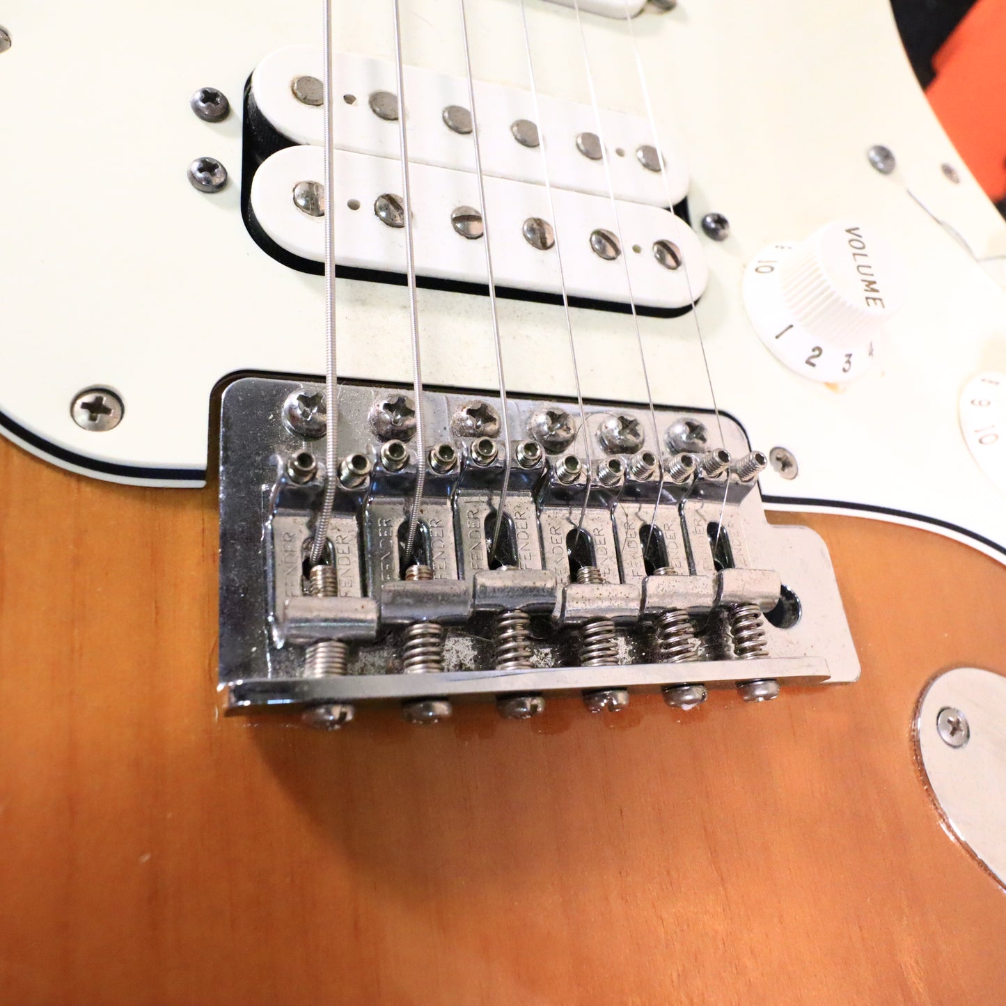 2013 Fender Stratocaster MIM Maple Sunburst Guitar HSS