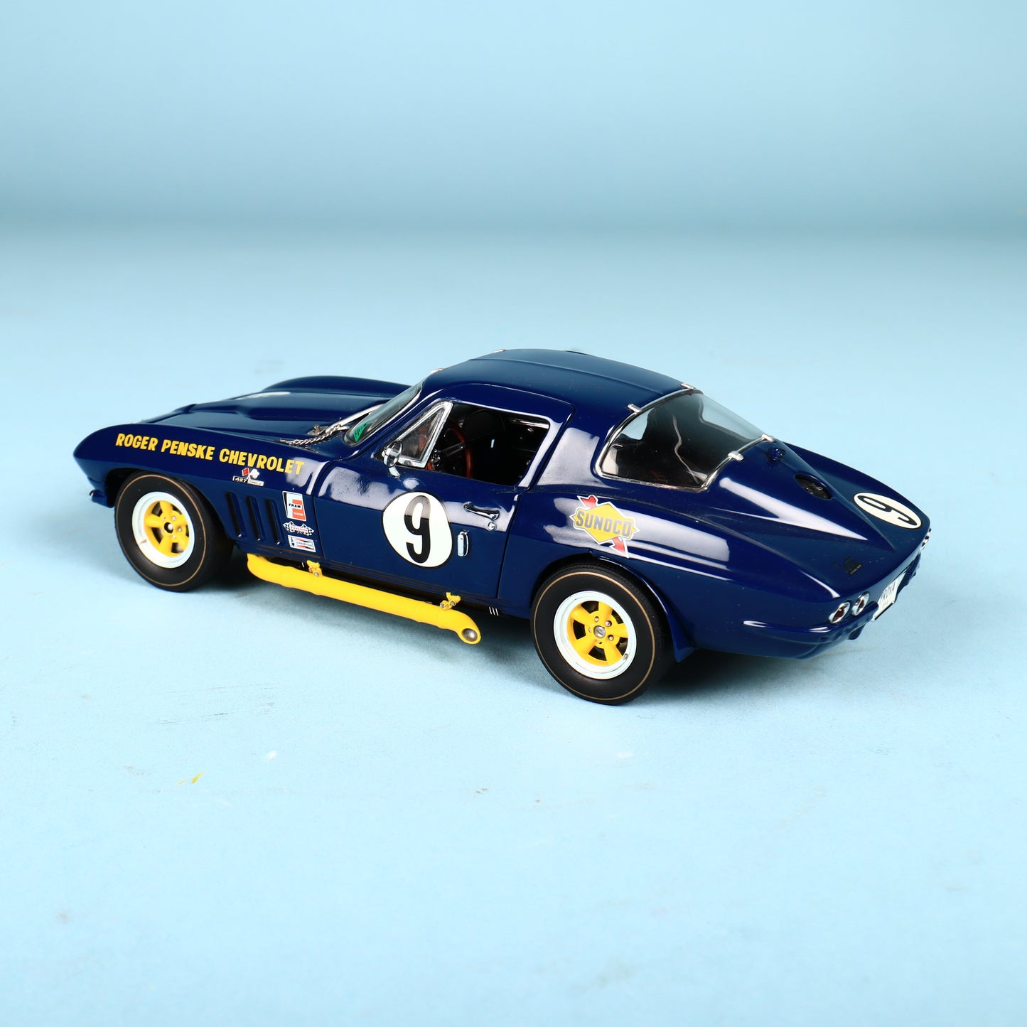Corvette Diecast Car Exoto 1:18 1966 Stingray #9 Race Penske Sunoco