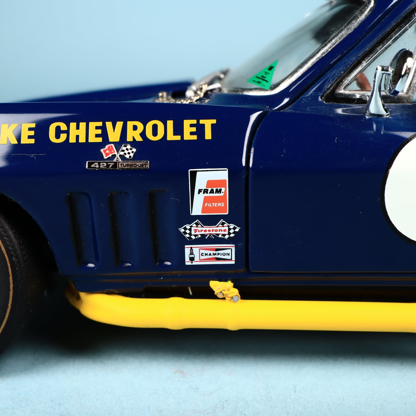Corvette Diecast Car Exoto 1:18 1966 Stingray #9 Race Penske Sunoco