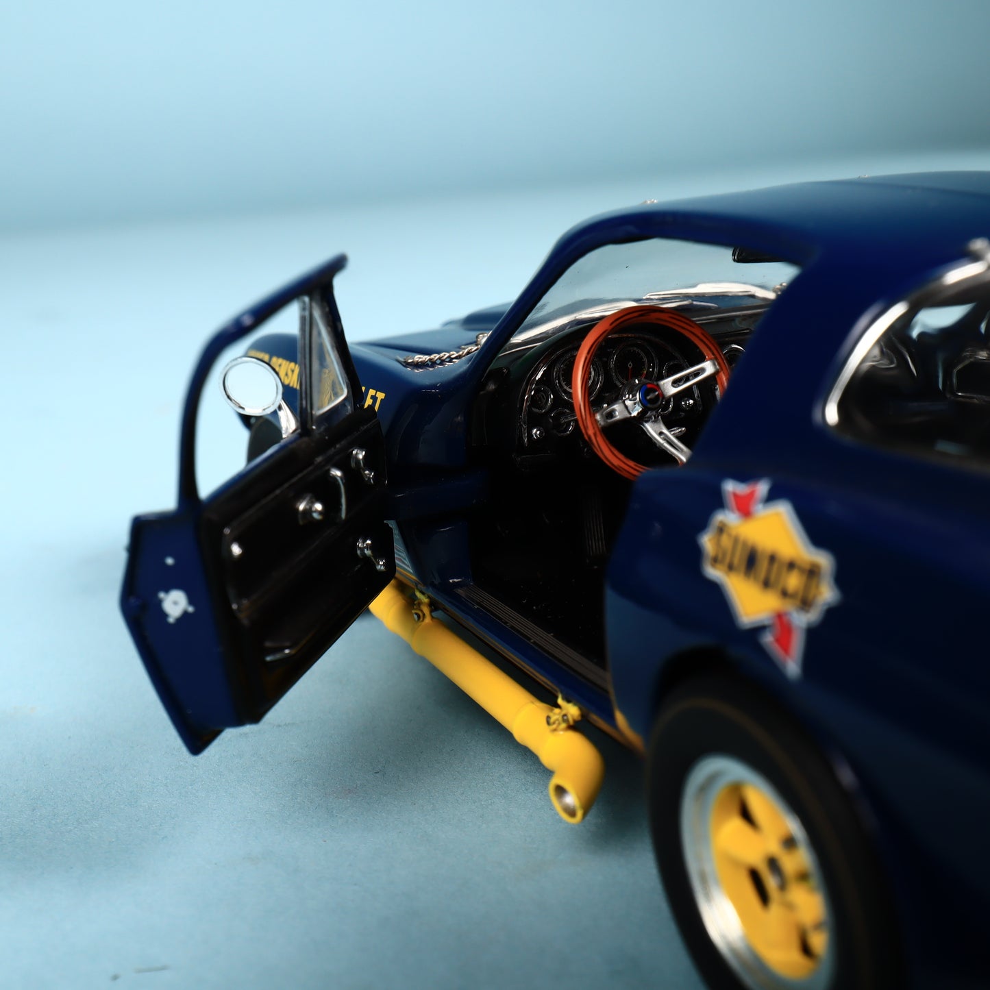 Corvette Diecast Car Exoto 1:18 1966 Stingray #9 Race Penske Sunoco