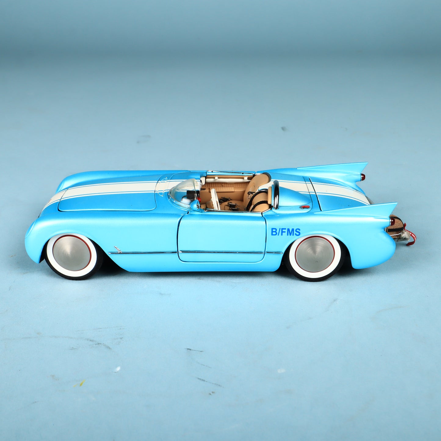 1:24 Diecast 1955 Chevrolet Corvette Dry Lakes Racer Danbury Mint