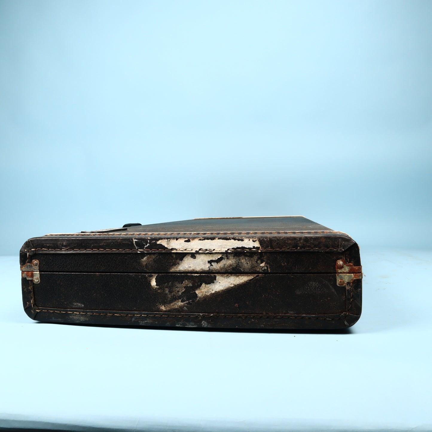 Vintage 1980s Carvin V220 Hardshell Case