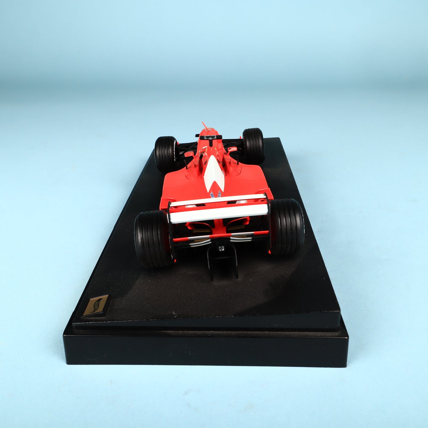 1:18 Scale Michael Schumacher Scuderia Ferrari WORLD CHAMPION F1-2000