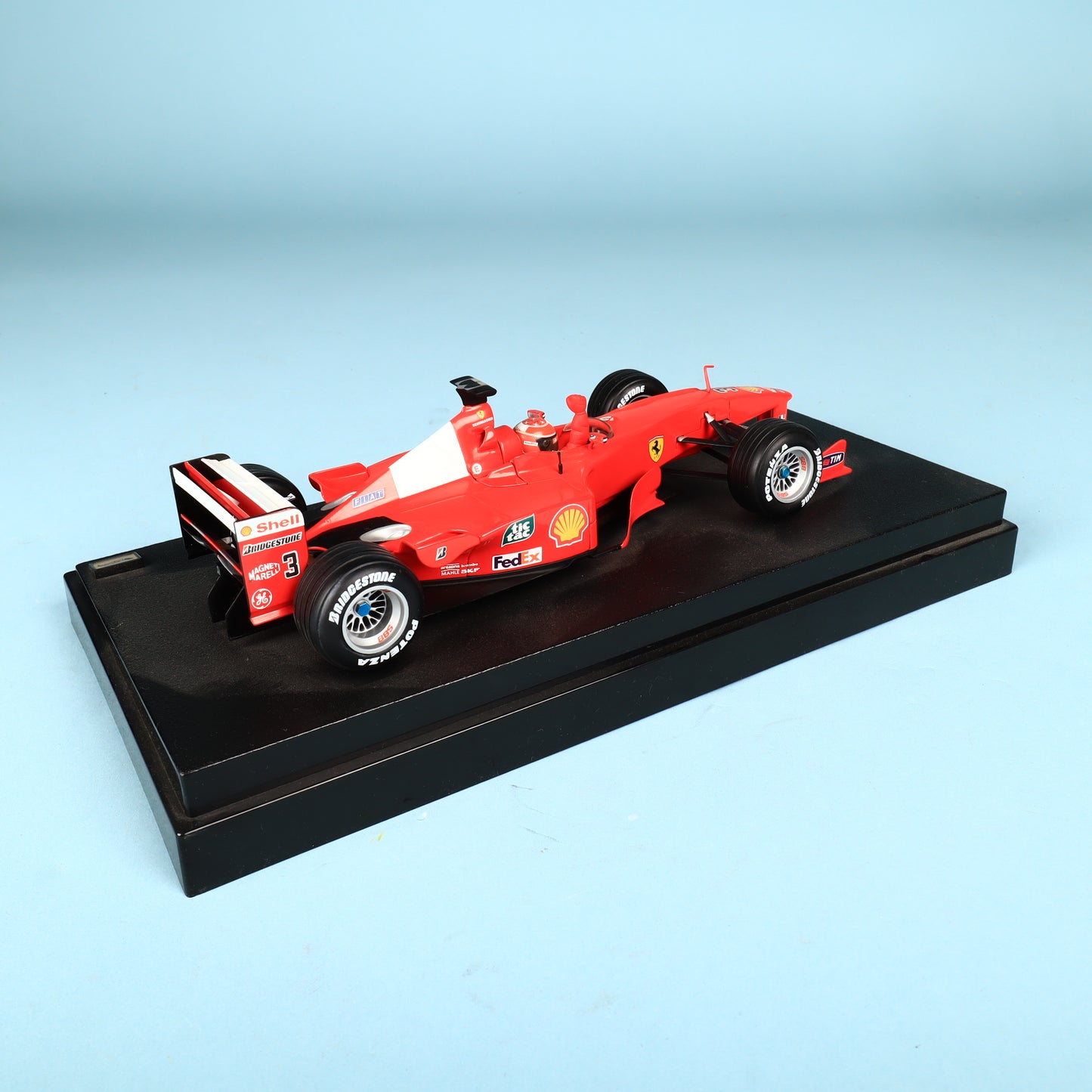 1:18 Scale Michael Schumacher Scuderia Ferrari WORLD CHAMPION F1-2000