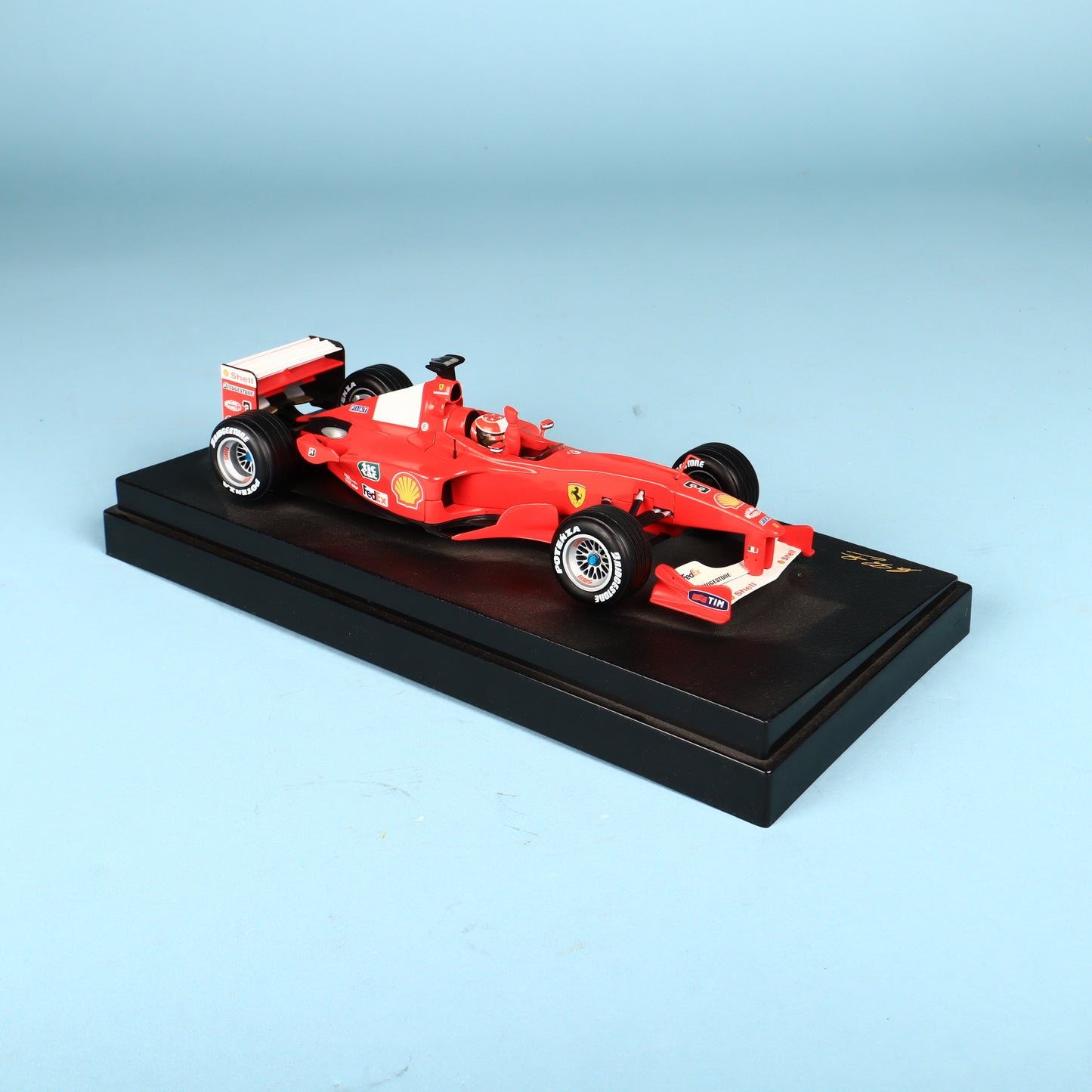 1:18 Scale Michael Schumacher Scuderia Ferrari WORLD CHAMPION F1-2000