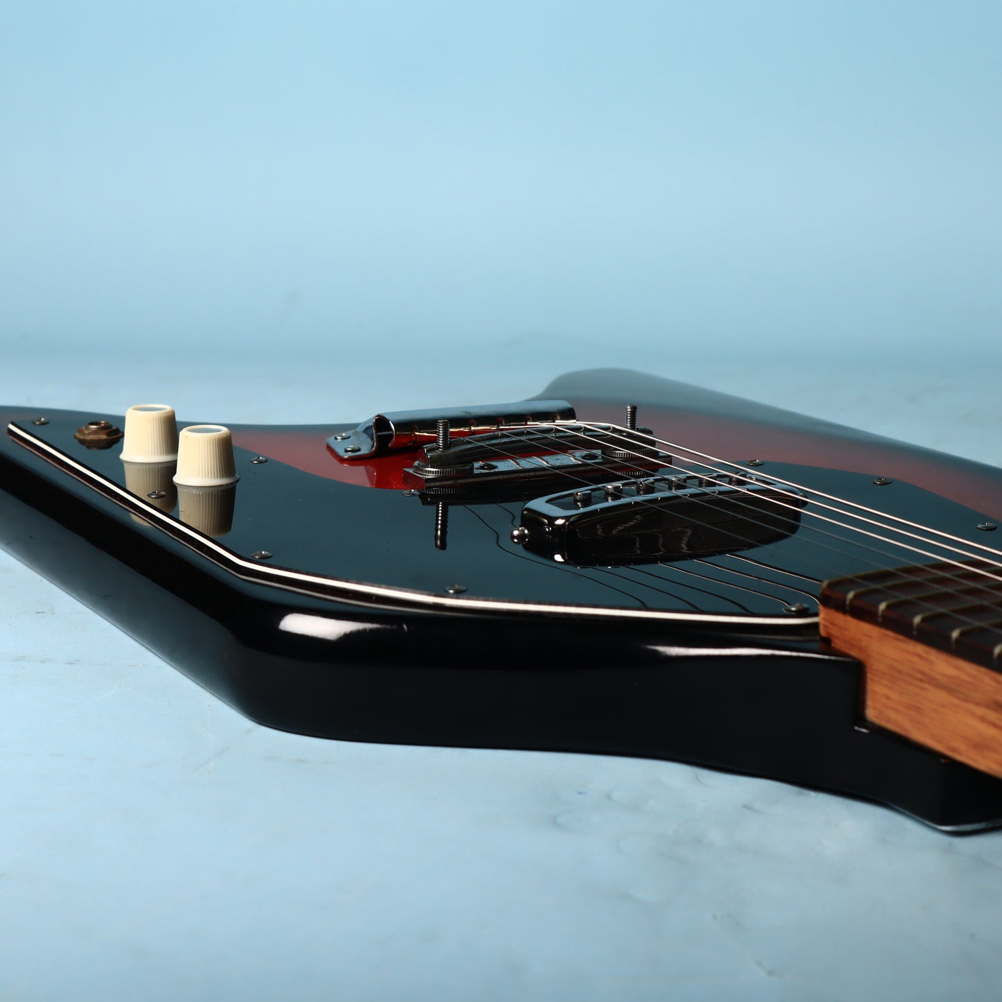 Kingston Swinger Vintage Electric Guitar Black and Red Flying Wedge