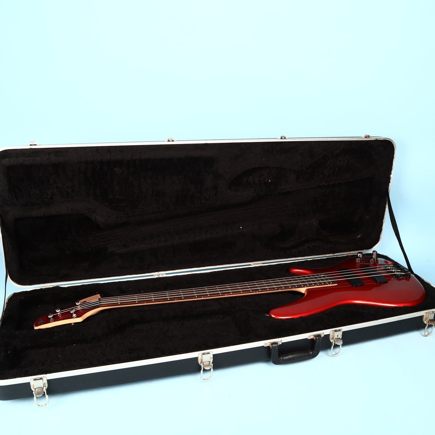Carvin Hardshell Plastic Bass Case