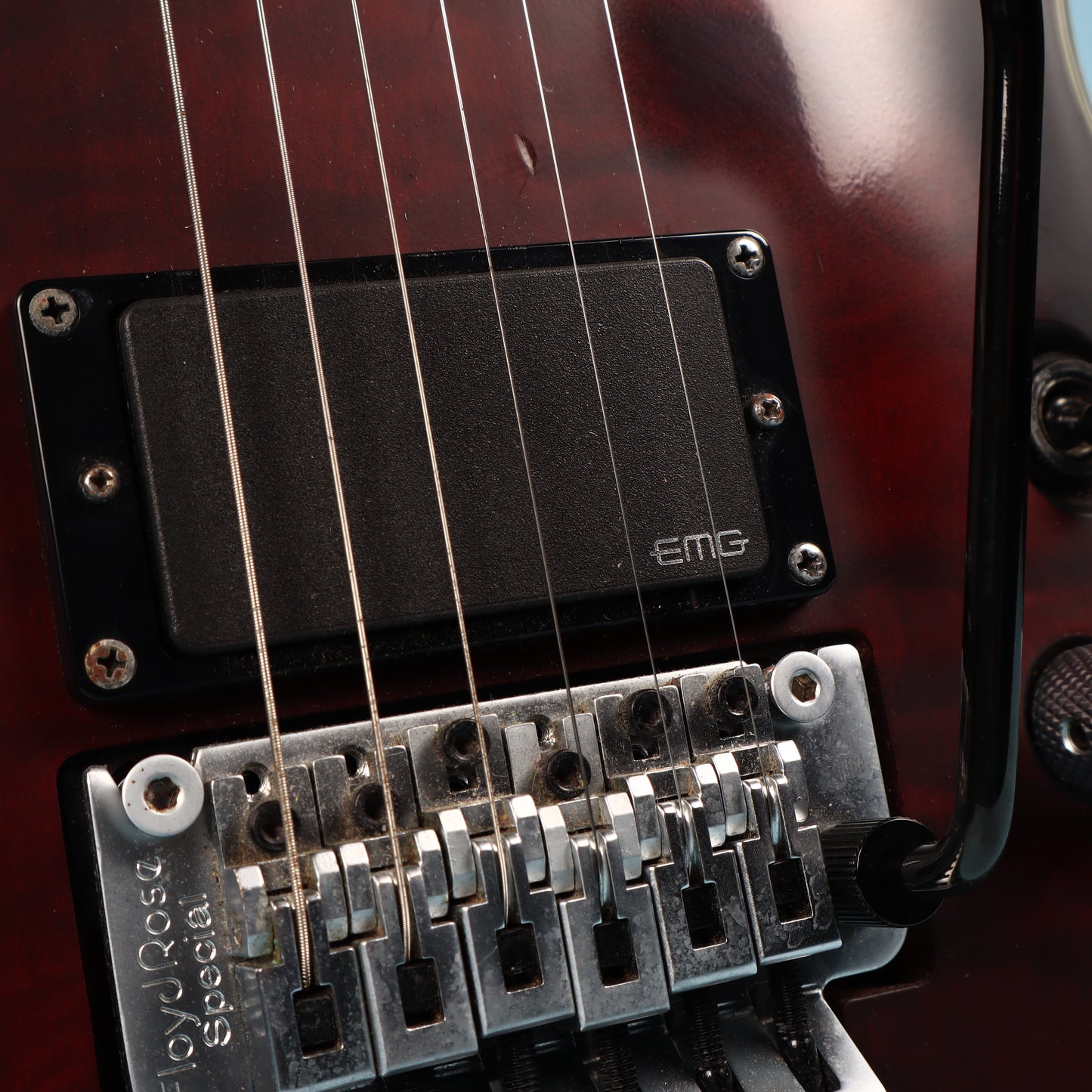 Schecter C-1 Platinum FR S Sustainiac w/ Floyd Rose Crimson Red Burst Satin