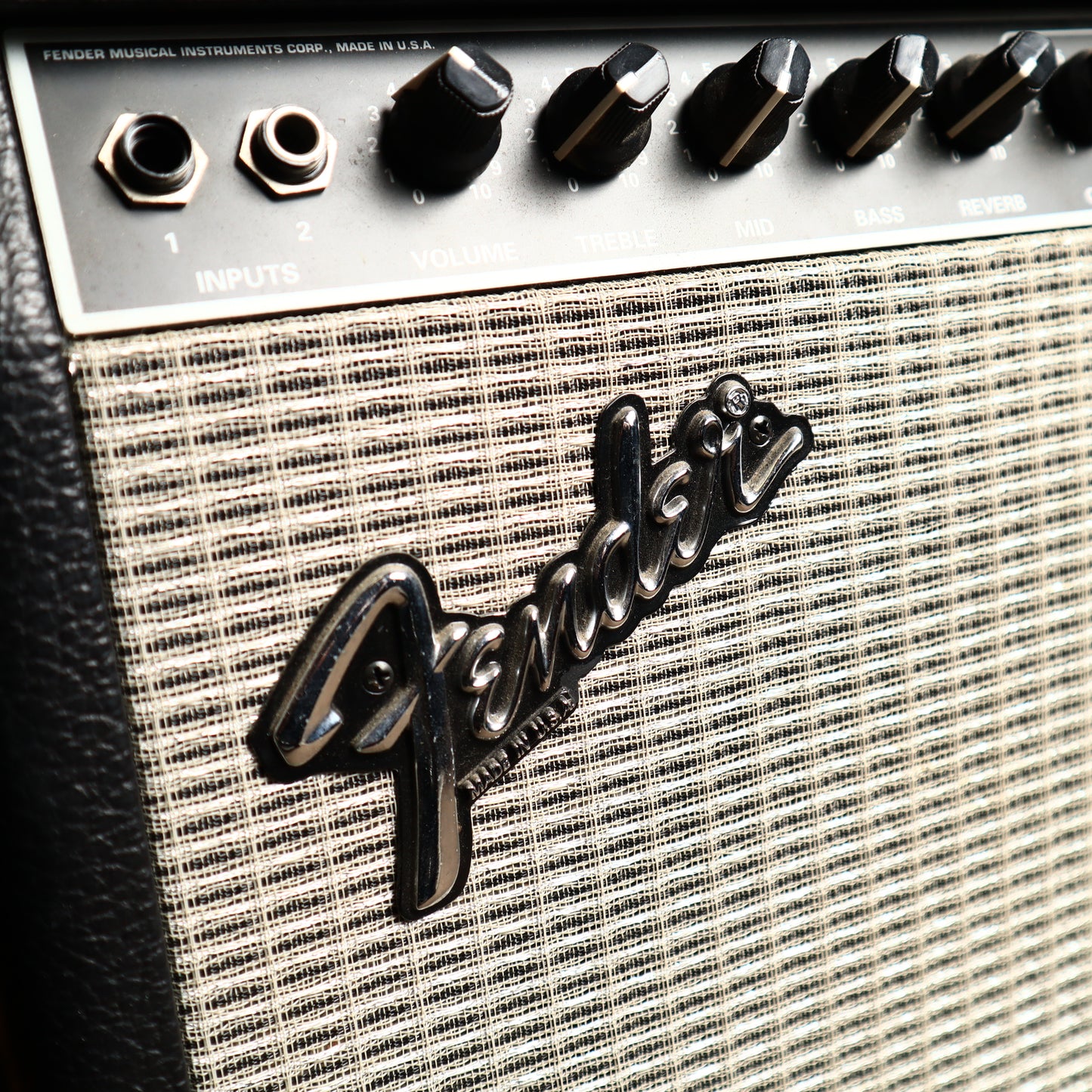 Fender Princeton Chorus PR 82 Solid State Guitar Combo Amp